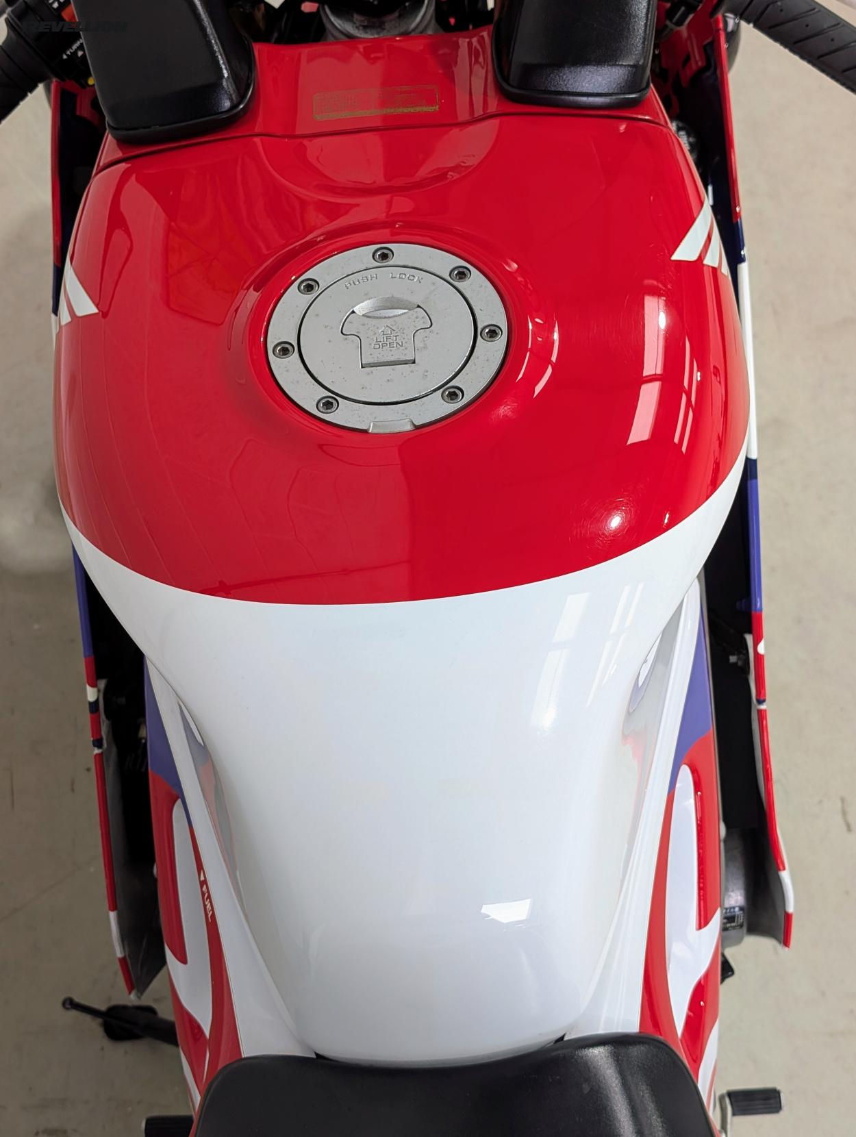 Honda RVF400 400 NC35