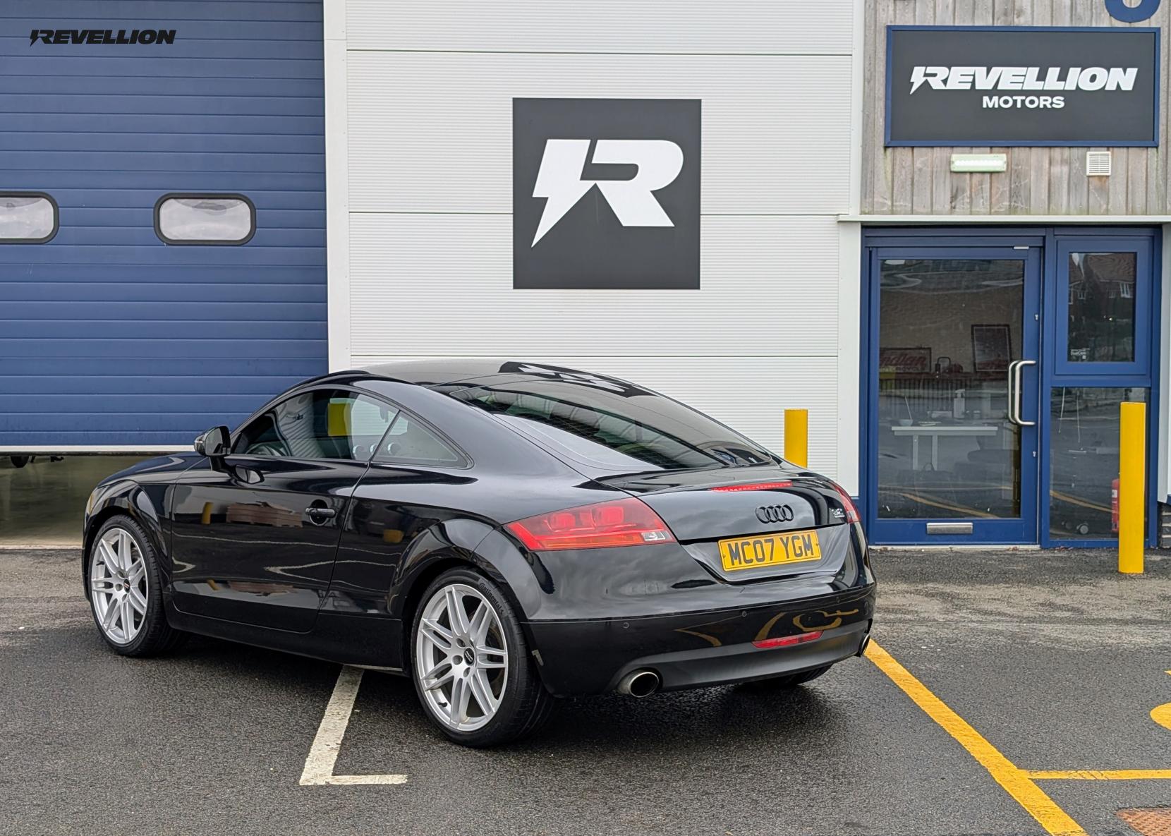 Audi TT 3.2 TFSI V6 Coupe 3dr Petrol S Tronic quattro Euro 4 (250 ps)