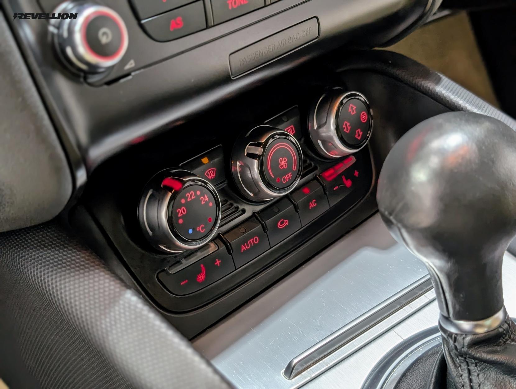 Audi TT 3.2 TFSI V6 Coupe 3dr Petrol S Tronic quattro Euro 4 (250 ps)