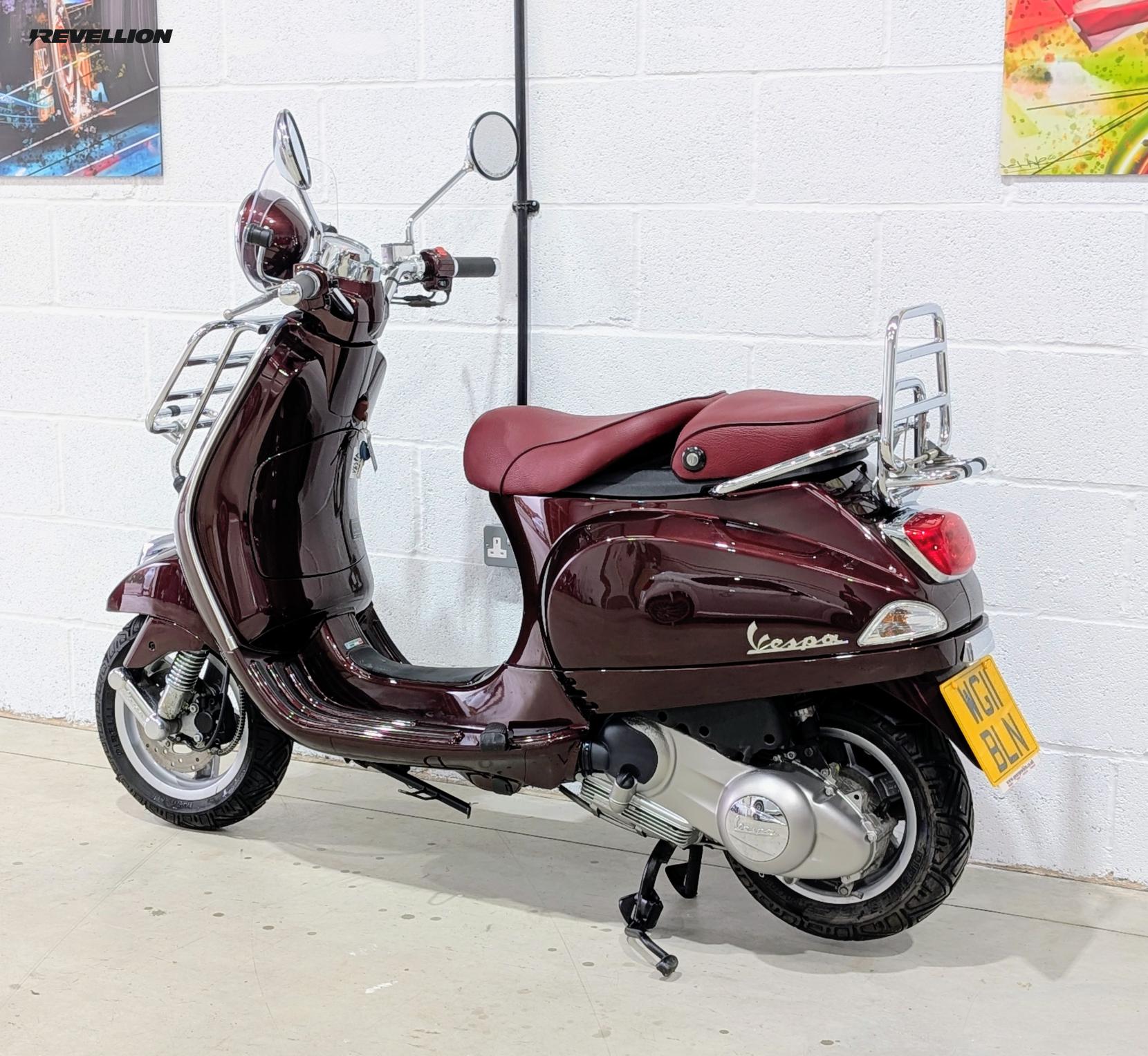 Piaggio LXV 125 ie  125 VIE DELLA MODA