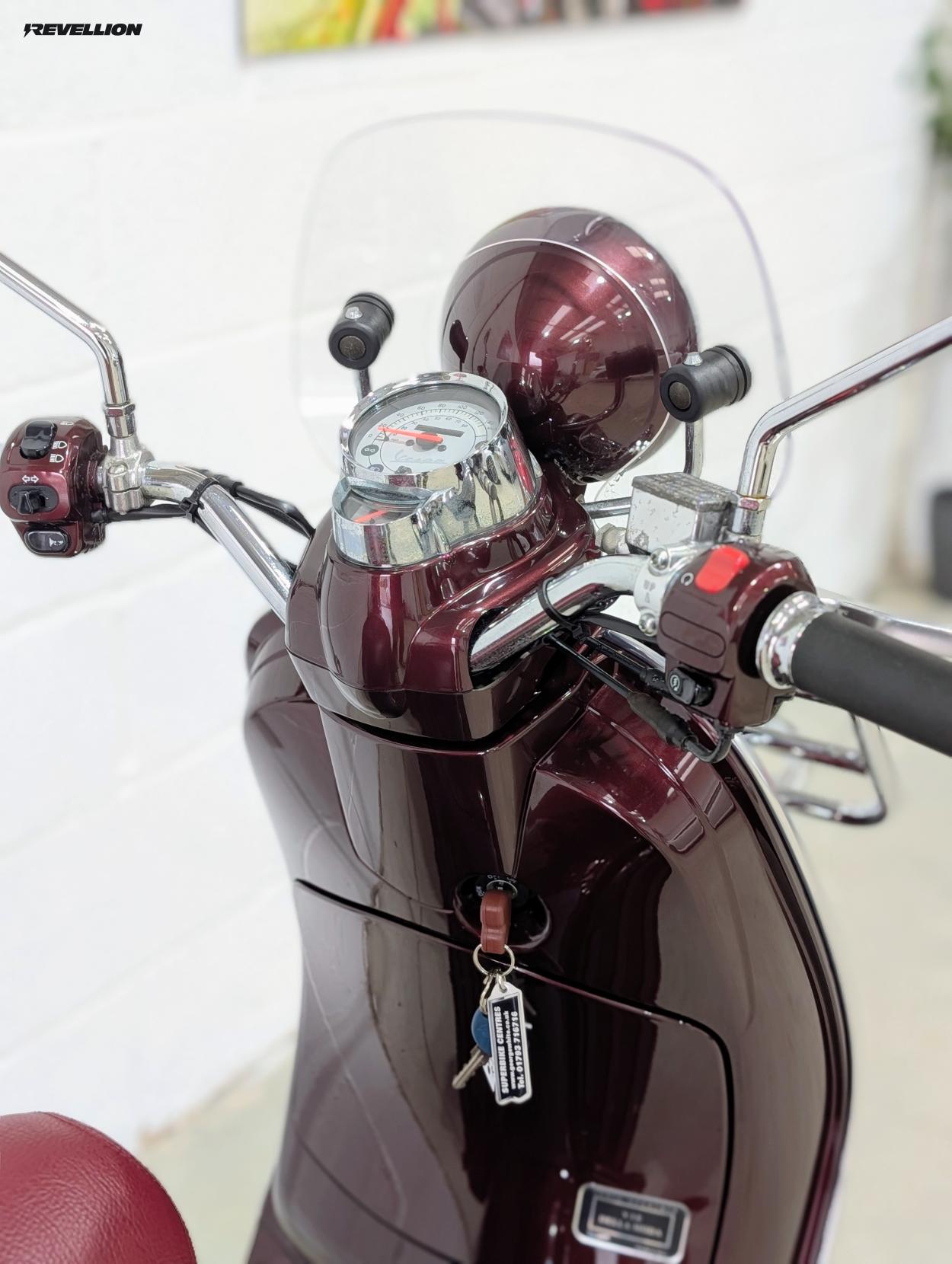 Piaggio LXV 125 ie  125 VIE DELLA MODA