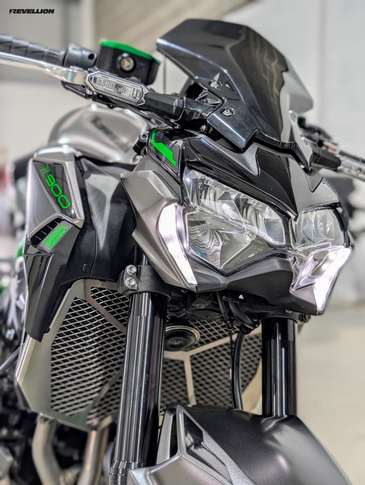 Kawasaki Z900 900 Supernaked Petrol Manual Euro 5 (125 ps)