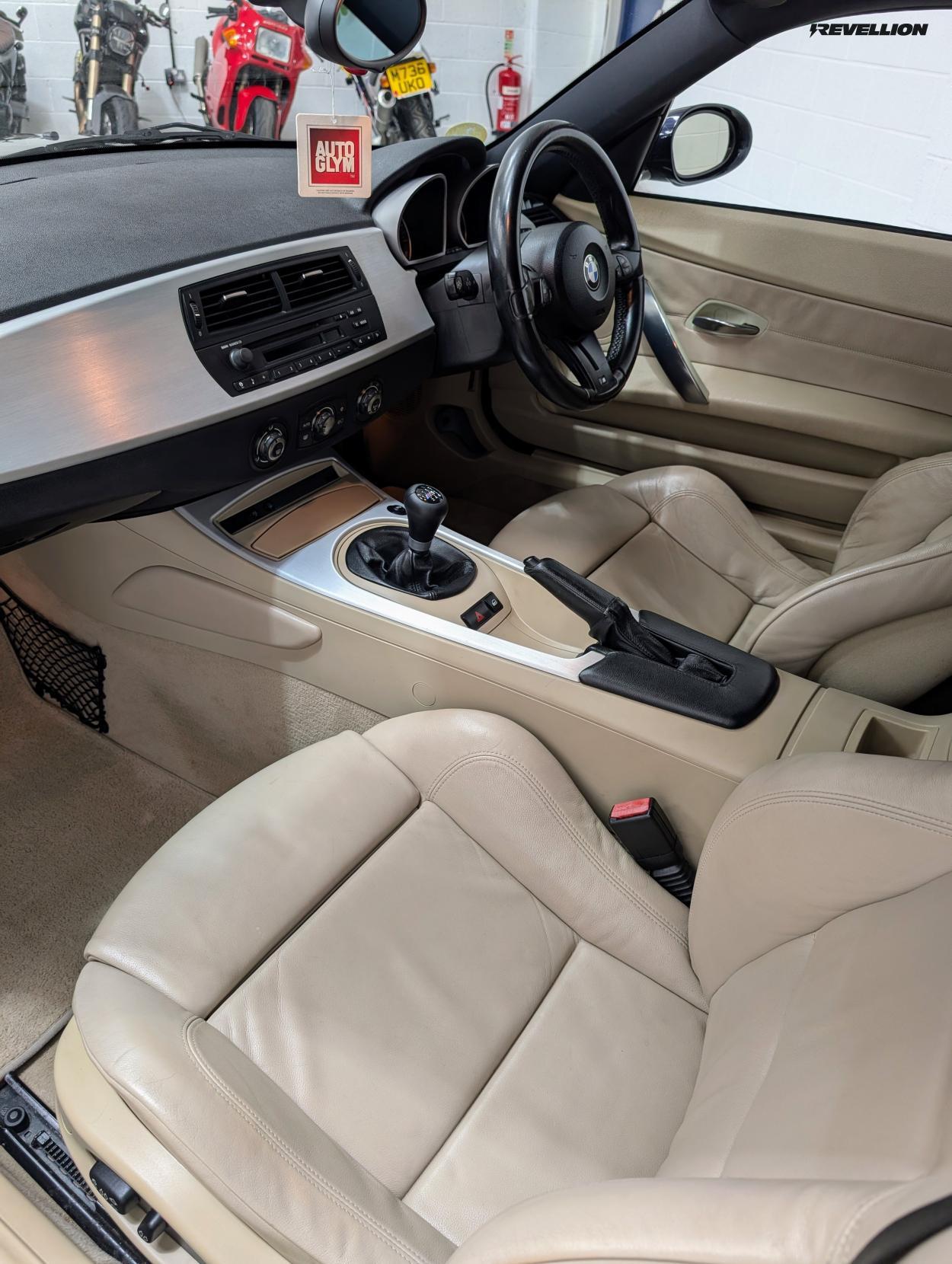 BMW Z4 3.0 si Sport Coupe 2dr Petrol Manual Euro 4 (265 ps)