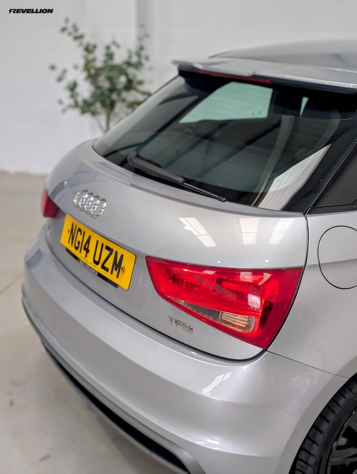 Audi A1 1.4 TFSI S line Style Edition Hatchback 3dr Petrol Manual Euro 5 (s/s) (122 ps)