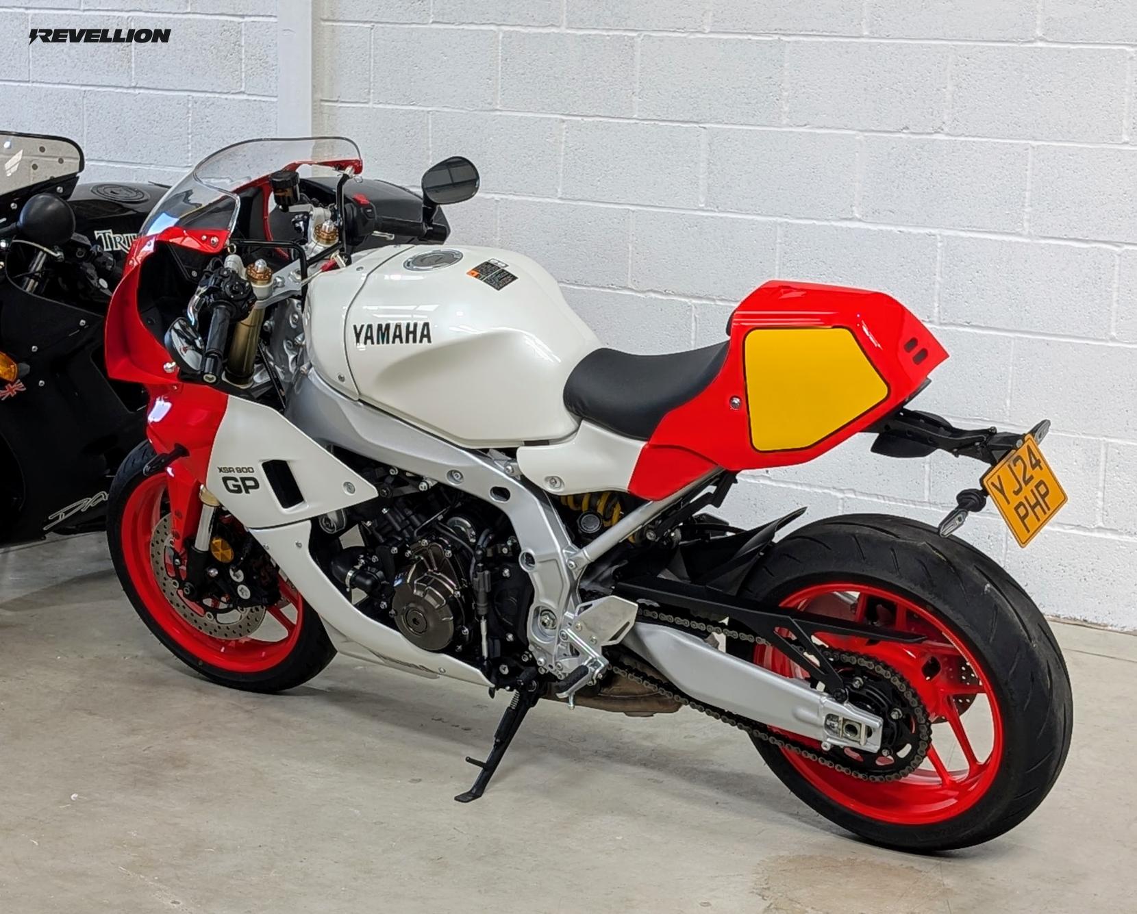 Yamaha XSR900 900 GP Sport Heritage Petrol Manual Euro 5 (119 ps)