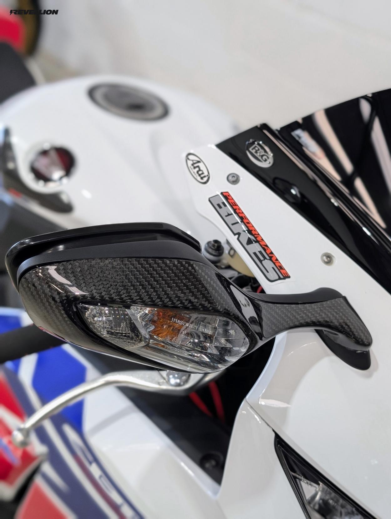 Honda CBR1000RR Fireblade 1000 Super Sports Petrol Manual (181 ps)