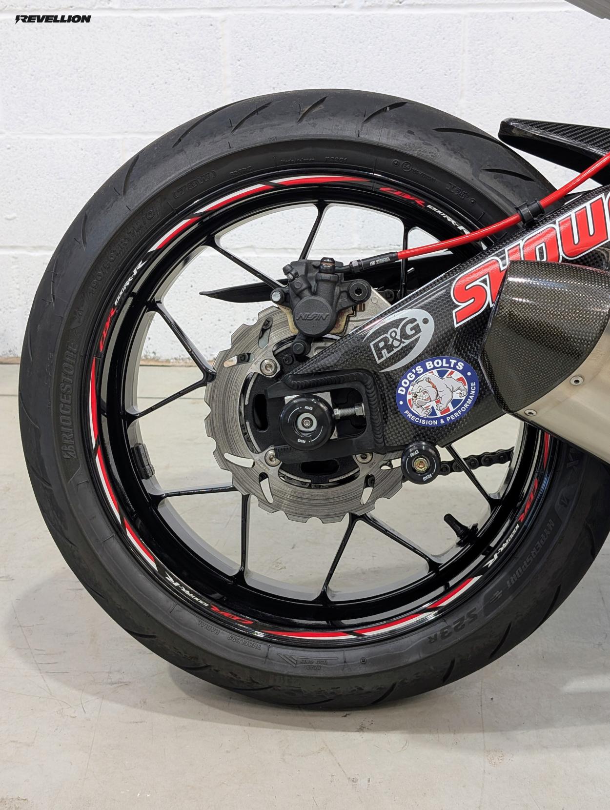 Honda CBR1000RR Fireblade 1000 Super Sports Petrol Manual (181 ps)