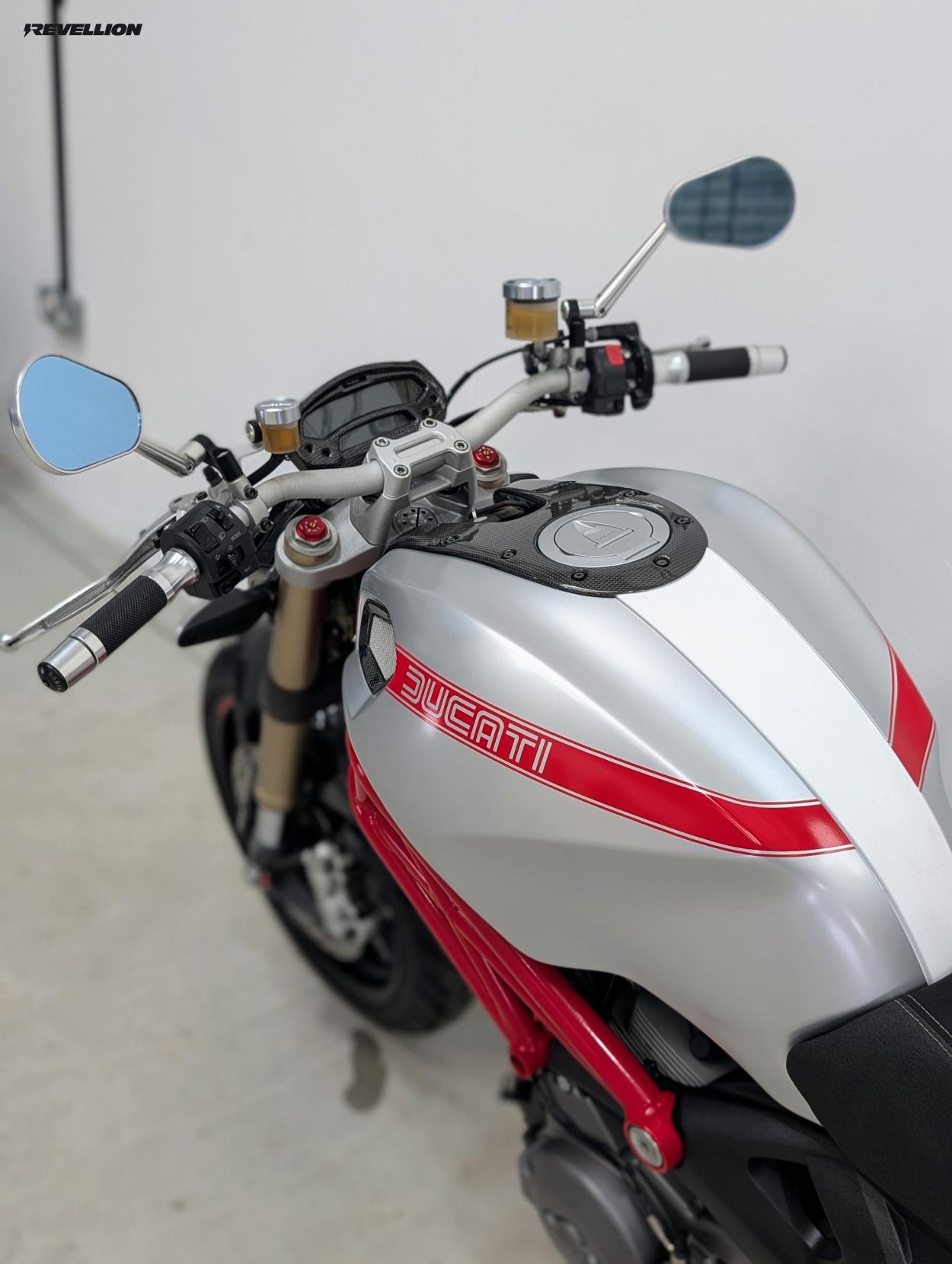 Ducati Monster 1100 1100 Naked Petrol Manual (95 ps)