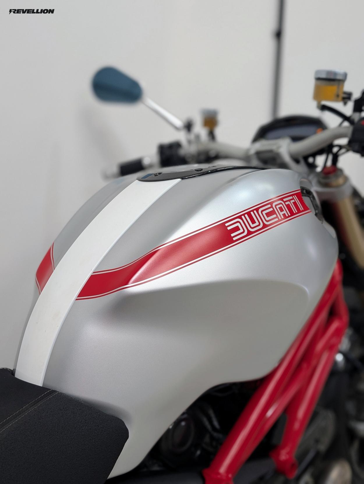 Ducati Monster 1100 1100 Naked Petrol Manual (95 ps)