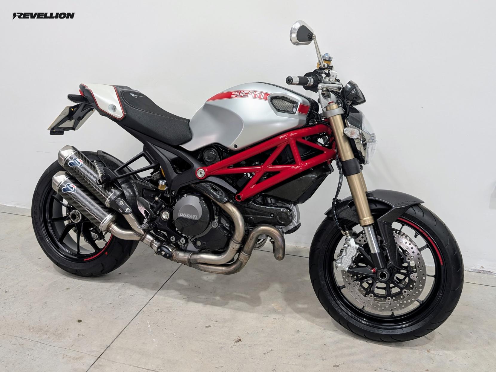 Ducati Monster 1100 1100 Naked Petrol Manual (95 ps)