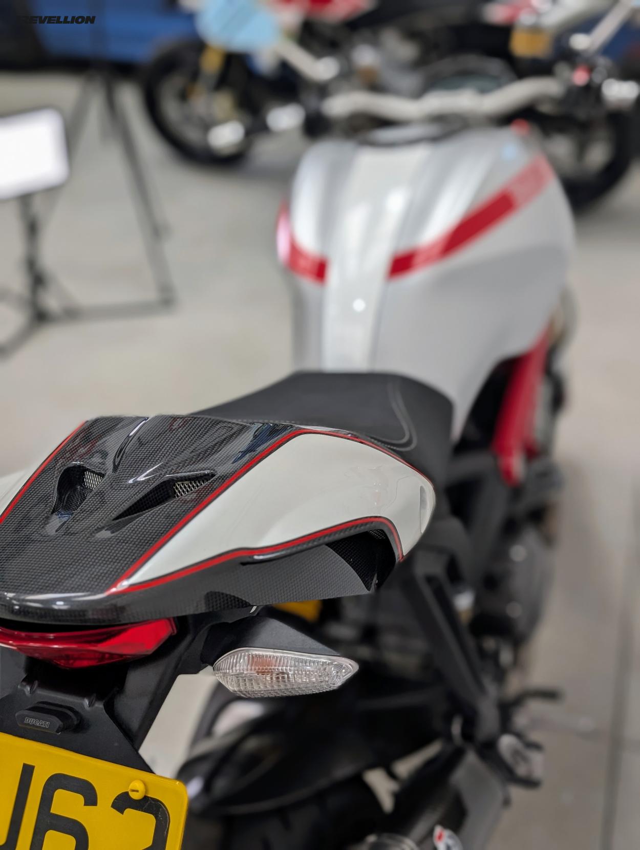 Ducati Monster 1100 1100 Naked Petrol Manual (95 ps)