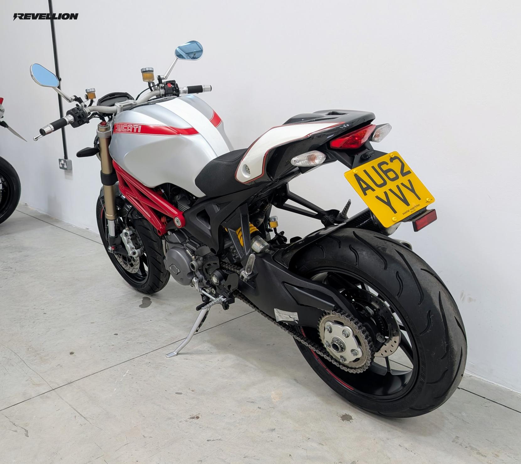 Ducati Monster 1100 1100 Naked Petrol Manual (95 ps)