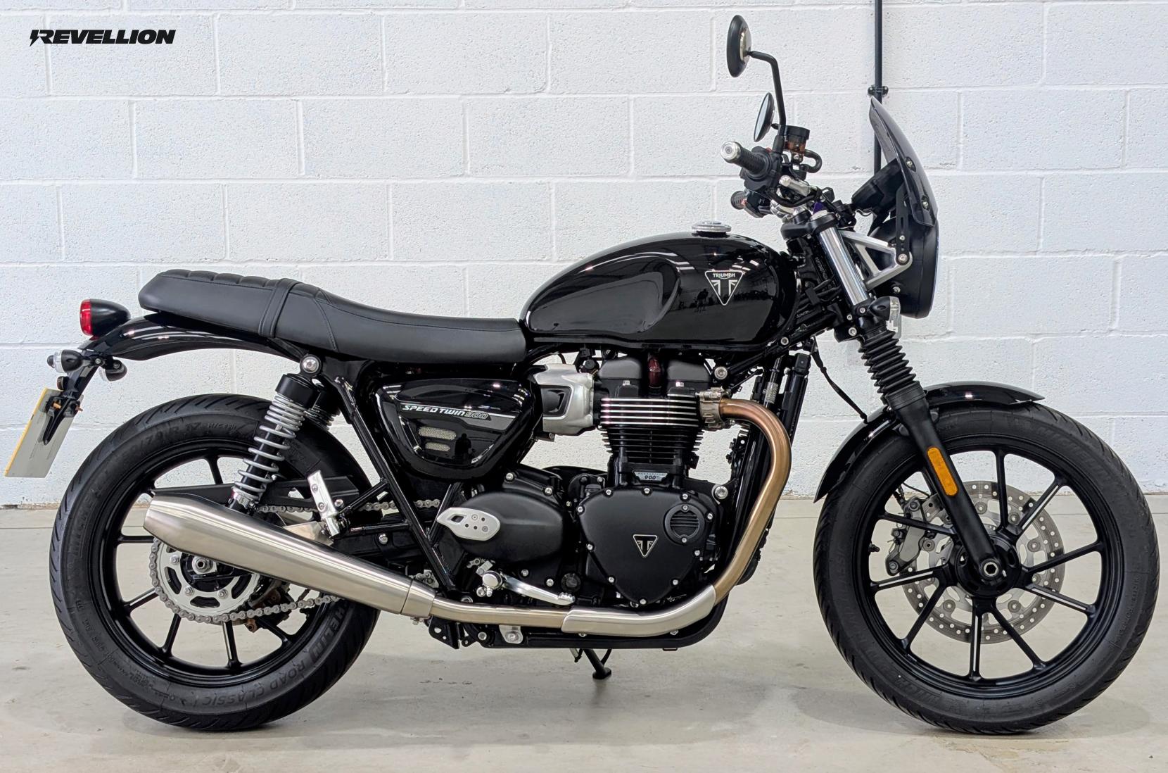 Triumph Speed Twin 900 900   Roadster/Retro Petrol   Euro 5 (65 ps)