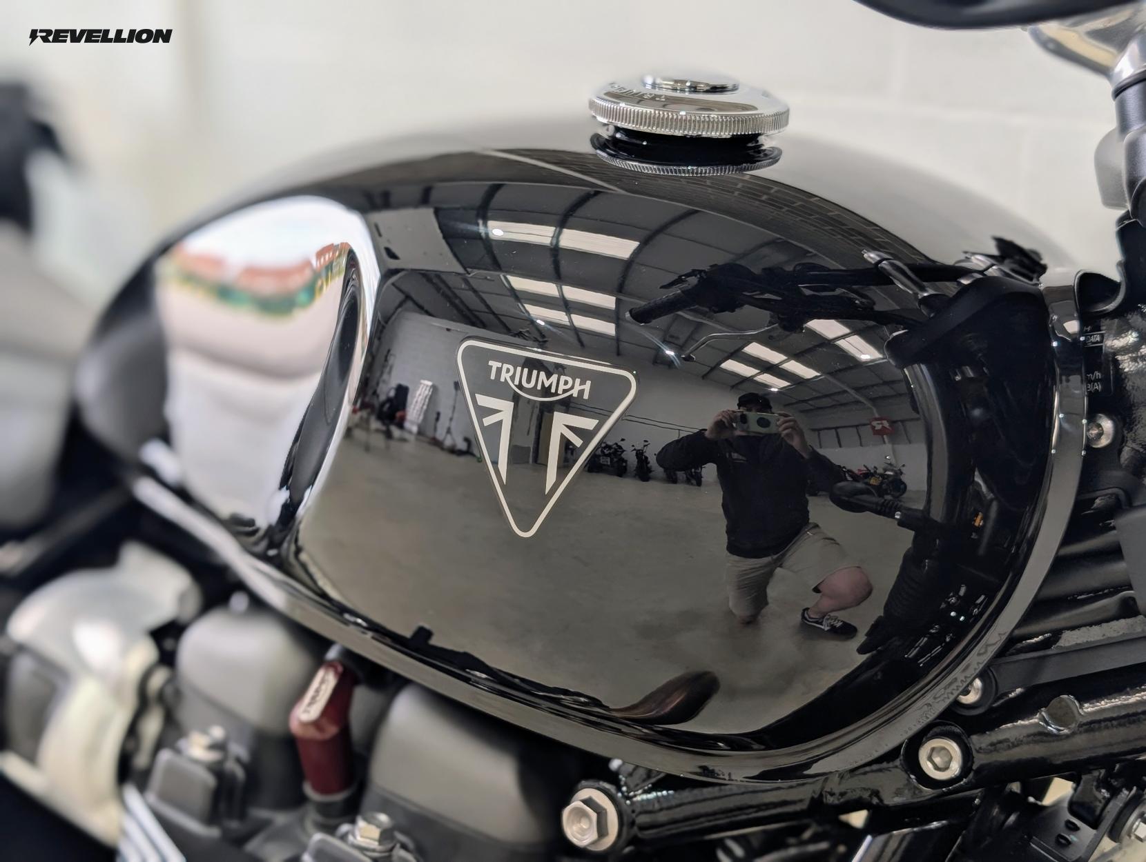 Triumph Speed Twin 900 900   Roadster/Retro Petrol   Euro 5 (65 ps)