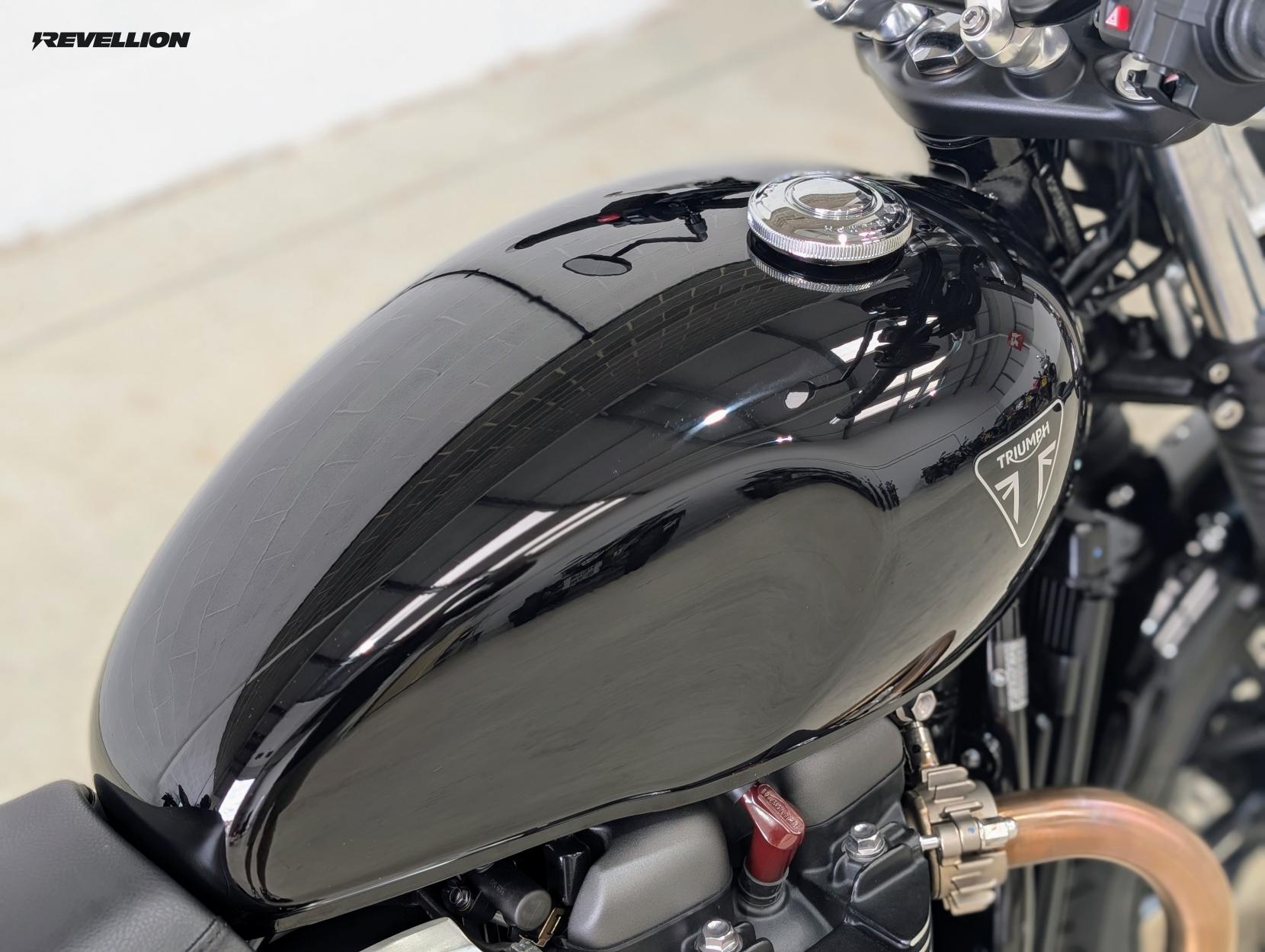 Triumph Speed Twin 900 900   Roadster/Retro Petrol   Euro 5 (65 ps)
