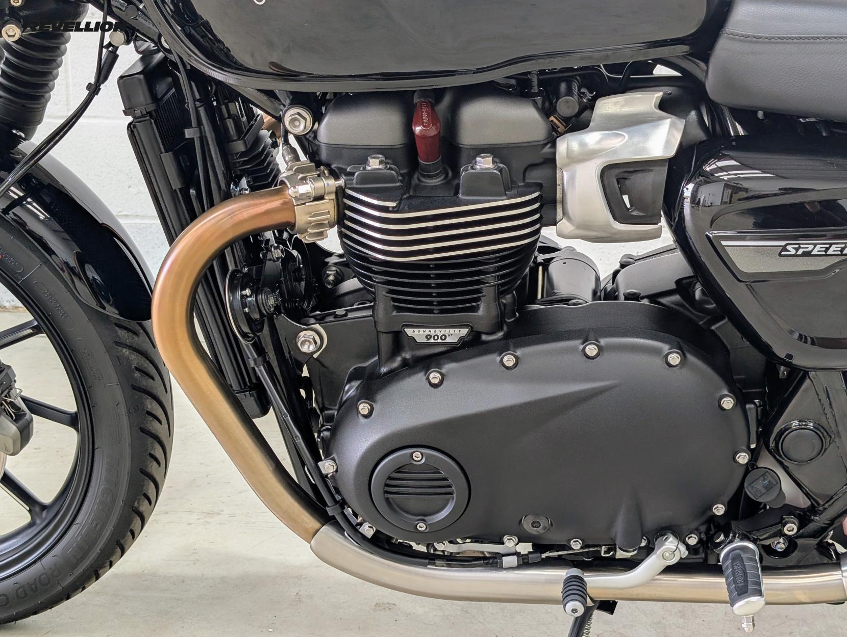 Triumph Speed Twin 900 900   Roadster/Retro Petrol   Euro 5 (65 ps)