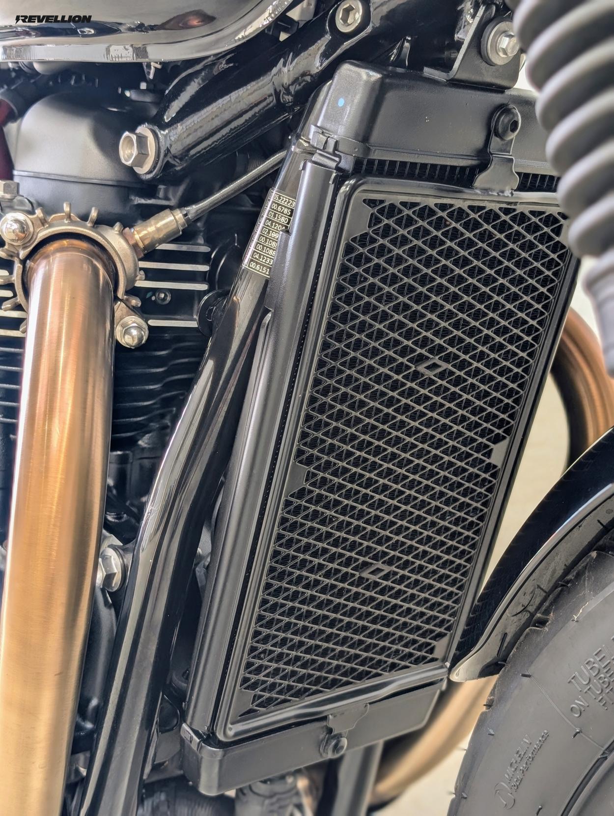 Triumph Speed Twin 900 900   Roadster/Retro Petrol   Euro 5 (65 ps)