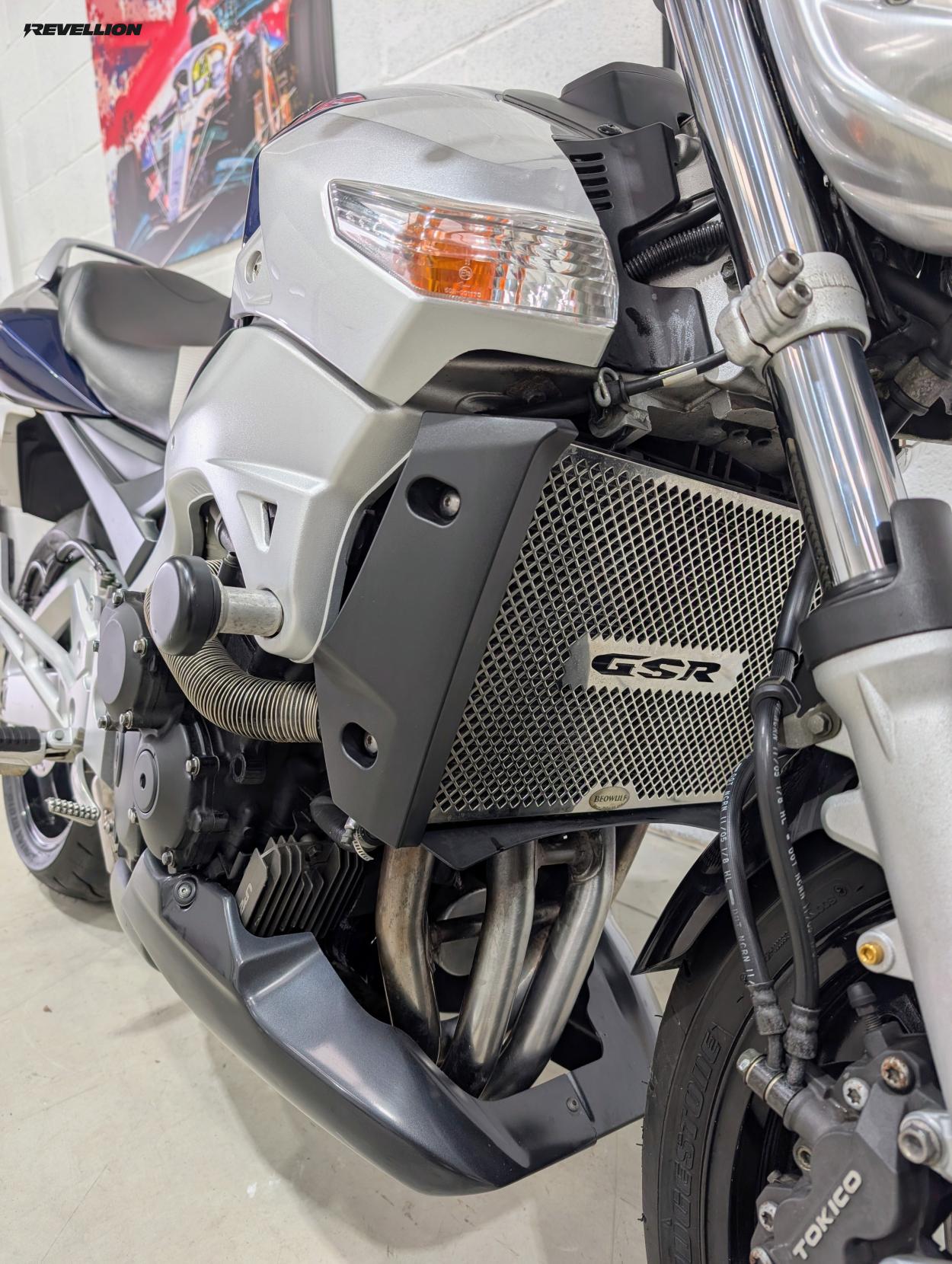 Suzuki GSR600