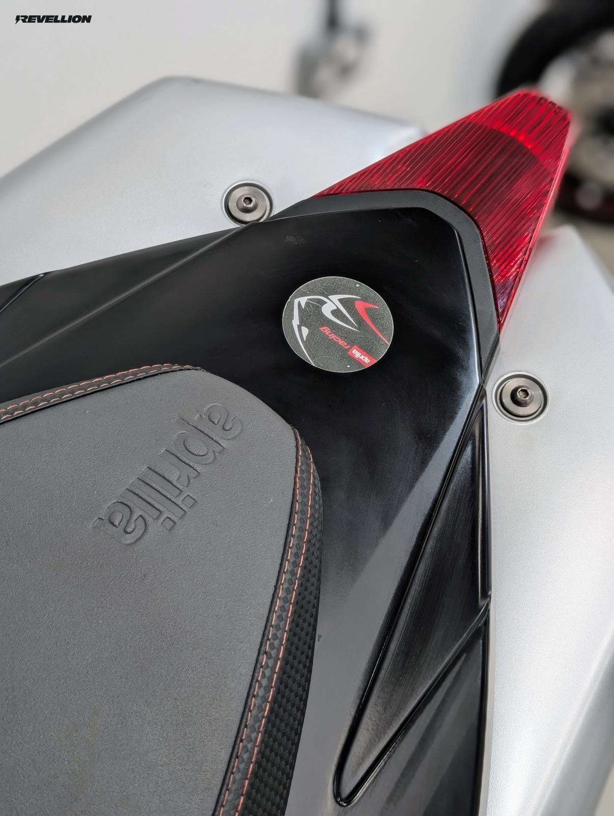 Aprilia Dorsoduro 750 Super Moto (2008 - )