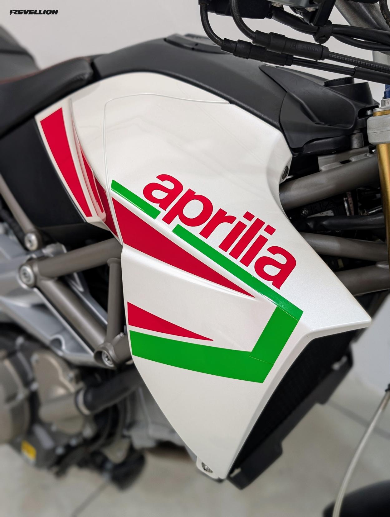 Aprilia Dorsoduro 750 Super Moto (2008 - )