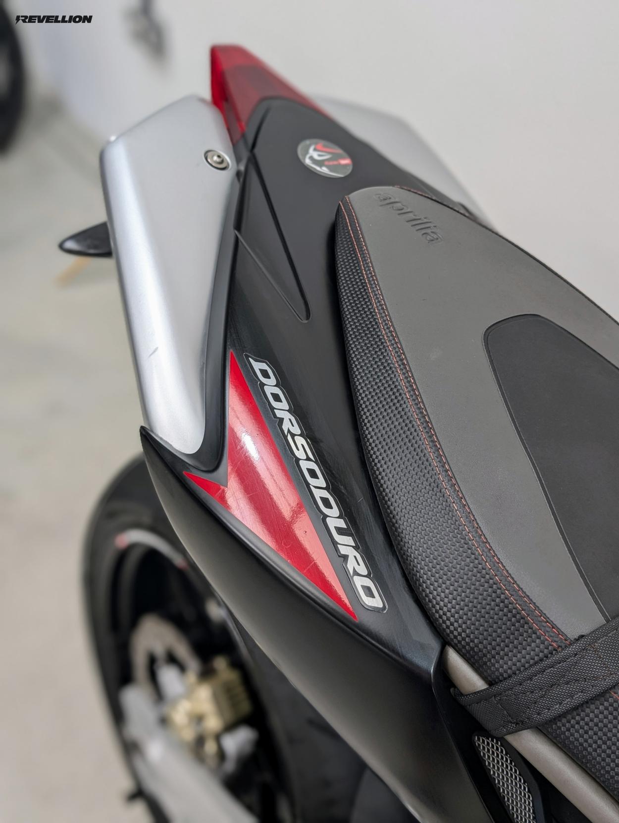 Aprilia Dorsoduro 750 Super Moto (2008 - )