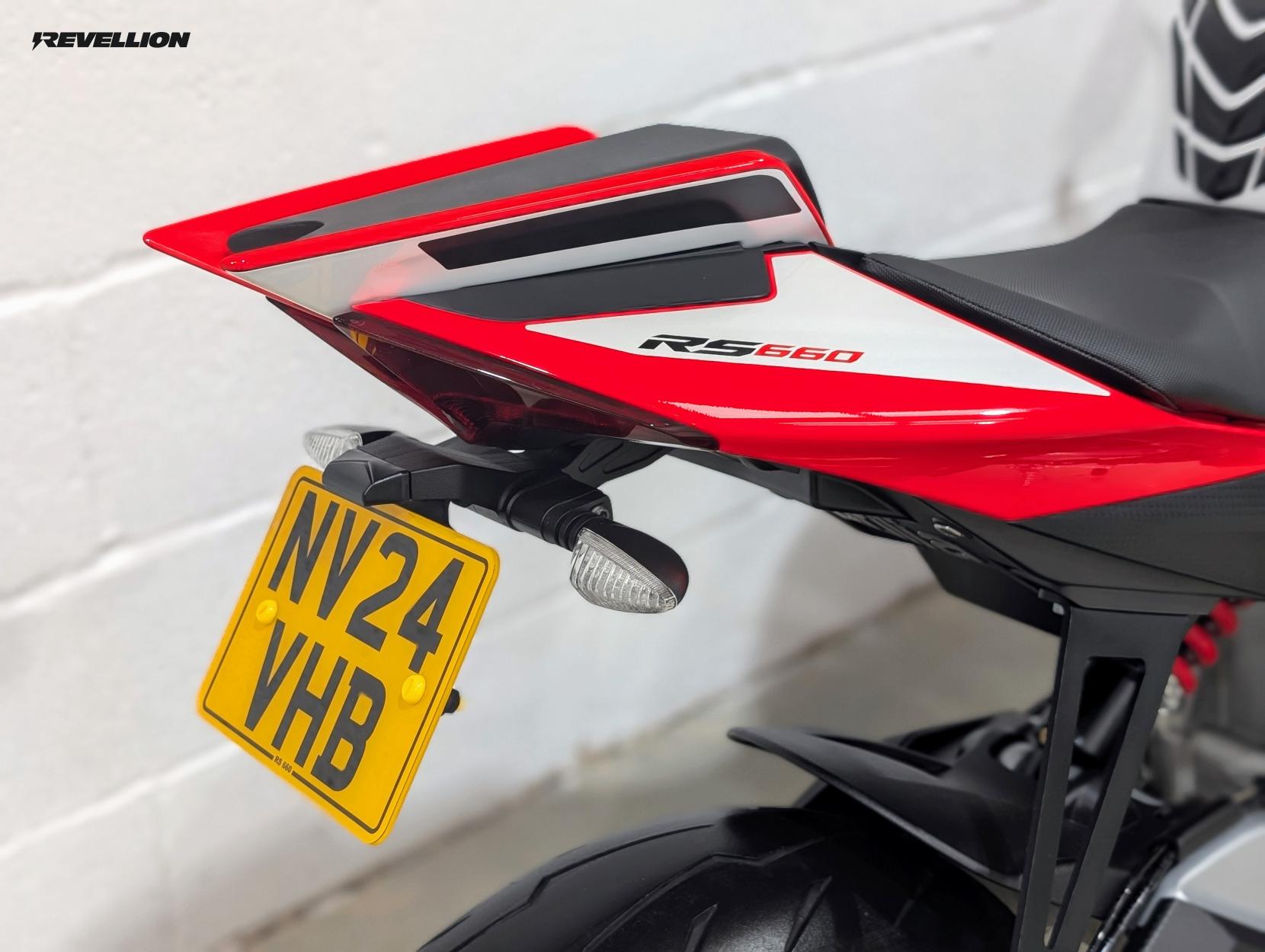 Aprilia RS 660 660 Extrema Super Sports Petrol Manual Euro 5 (99 ps)