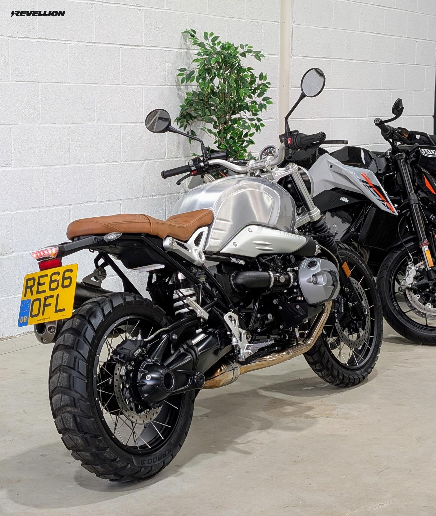BMW R nineT Scrambler 1170 X Roadster/Retro Petrol Manual Euro 4 (110 ps)