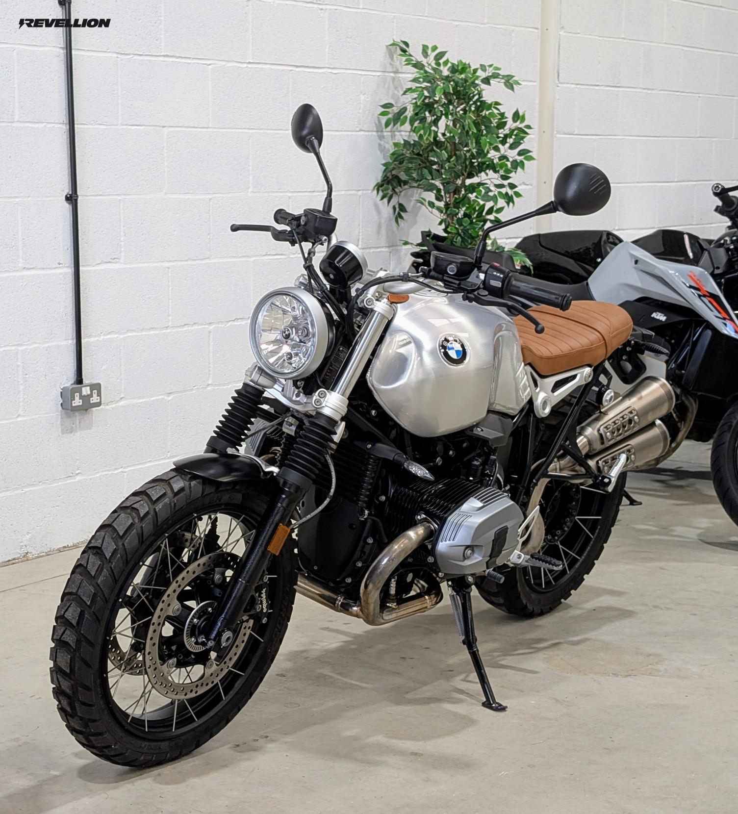 BMW R nineT Scrambler 1170 X Roadster/Retro Petrol Manual Euro 4 (110 ps)