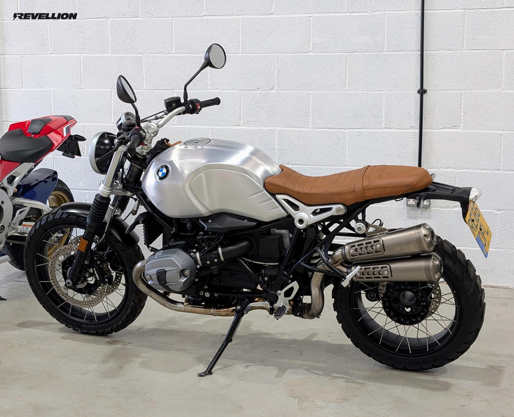 BMW R nineT Scrambler 1170 X Roadster/Retro Petrol Manual Euro 4 (110 ps)