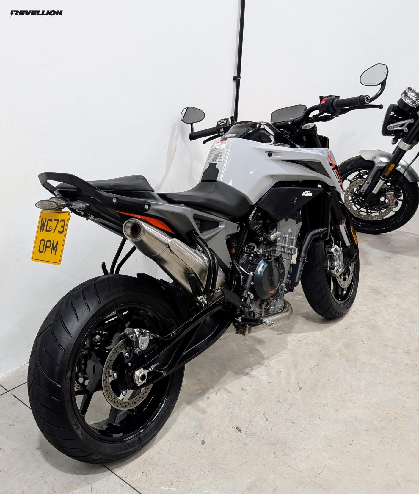 KTM 790 Duke 790 L Naked Petrol Manual X-Ring Euro 5 (95 ps)