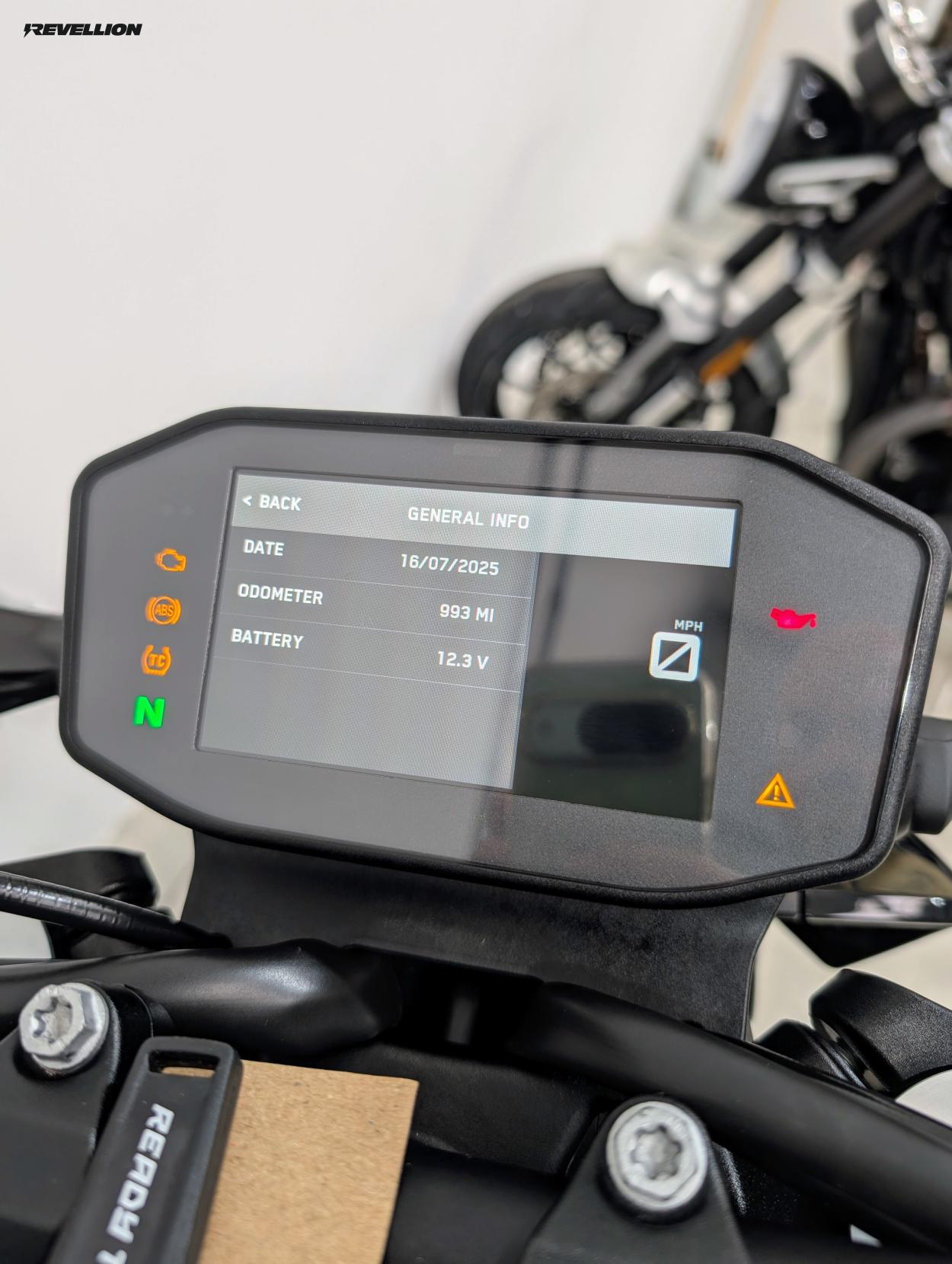 KTM 790 Duke 790 L Naked Petrol Manual X-Ring Euro 5 (95 ps)