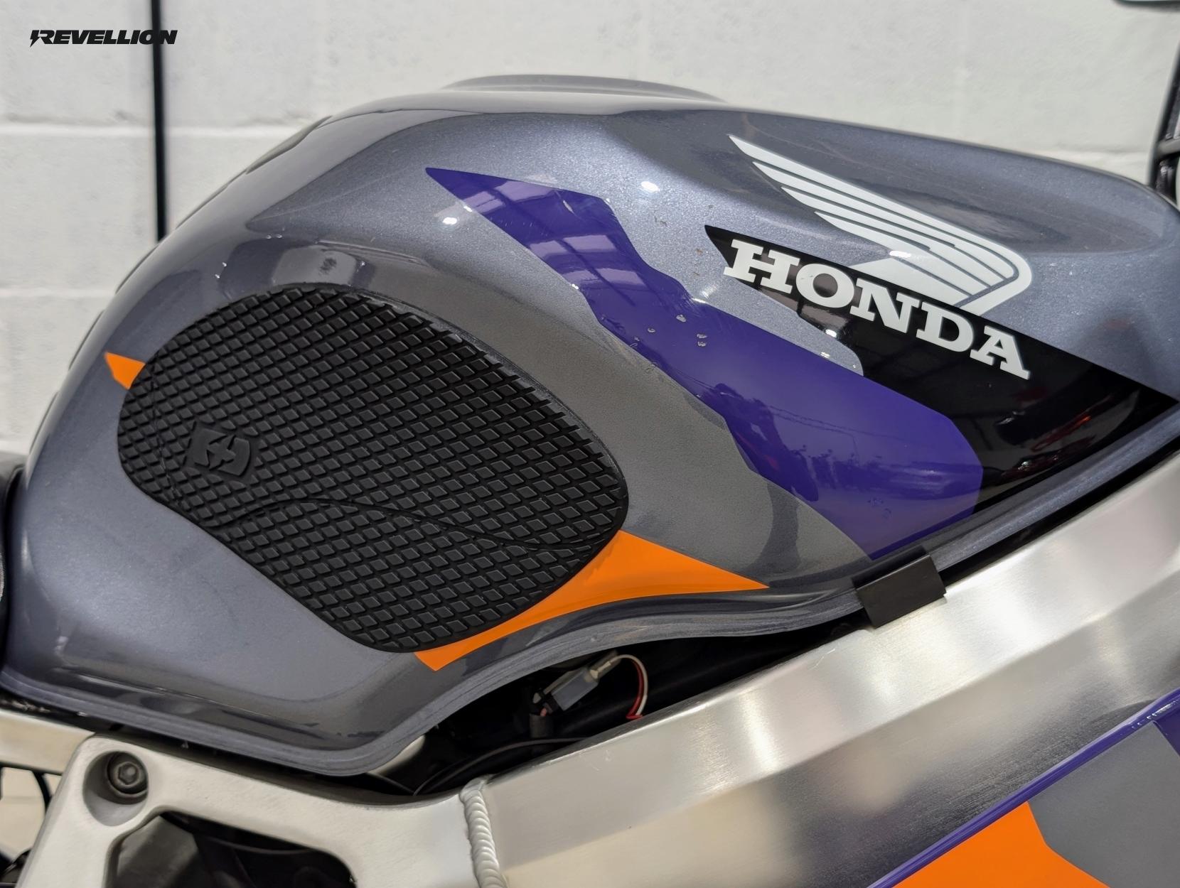 Honda CBR900RR Fireblade 918cc