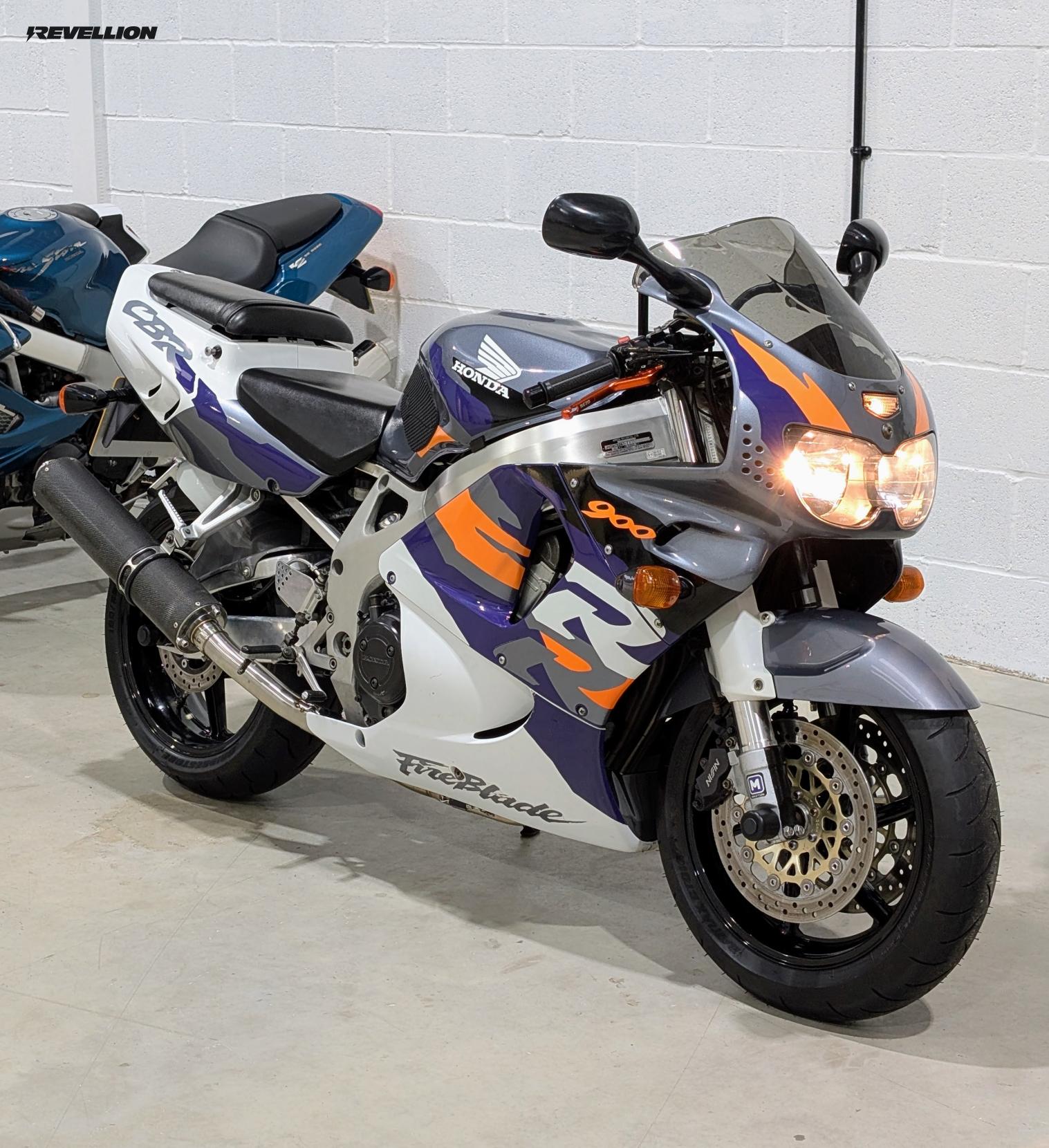 Honda CBR900RR Fireblade 918cc
