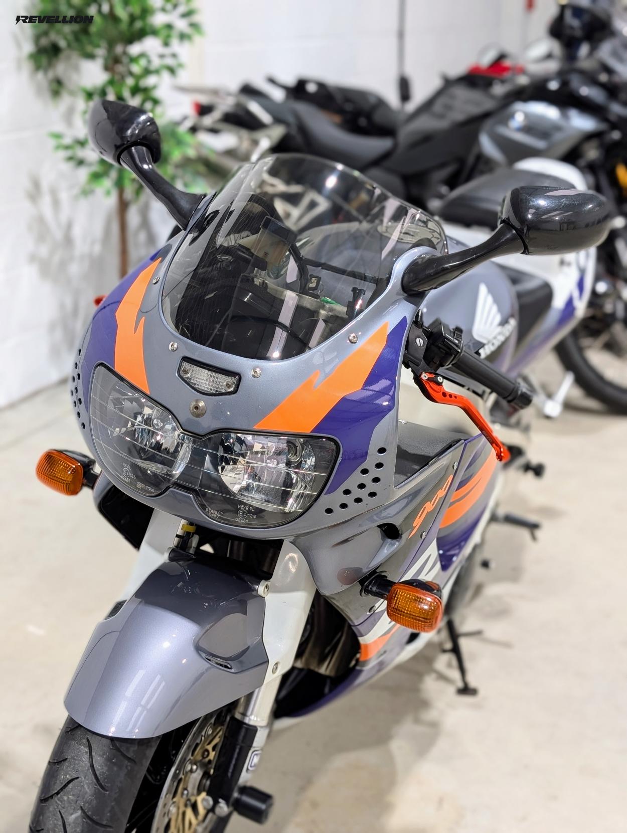 Honda CBR900RR Fireblade 918cc