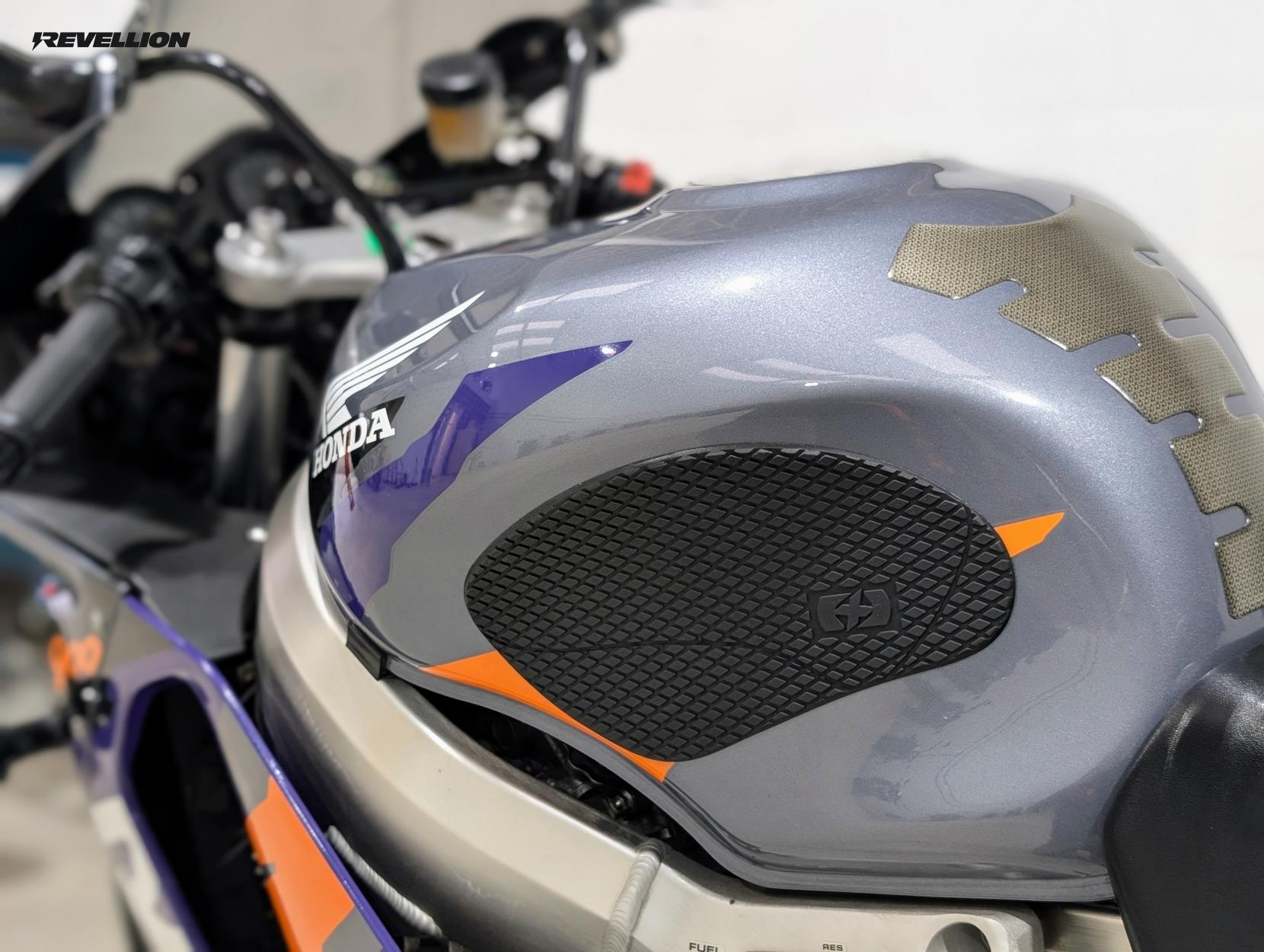 Honda CBR900RR Fireblade 918cc