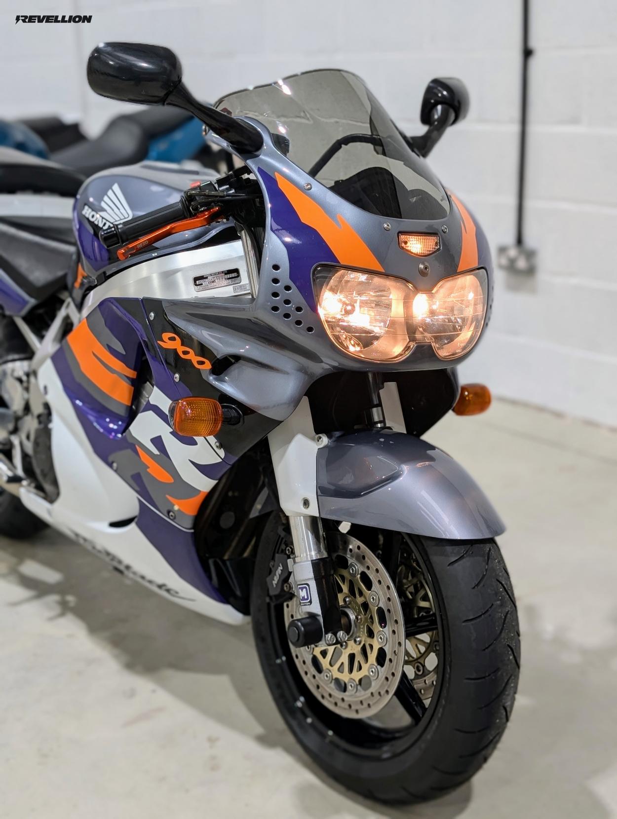 Honda CBR900RR Fireblade 918cc