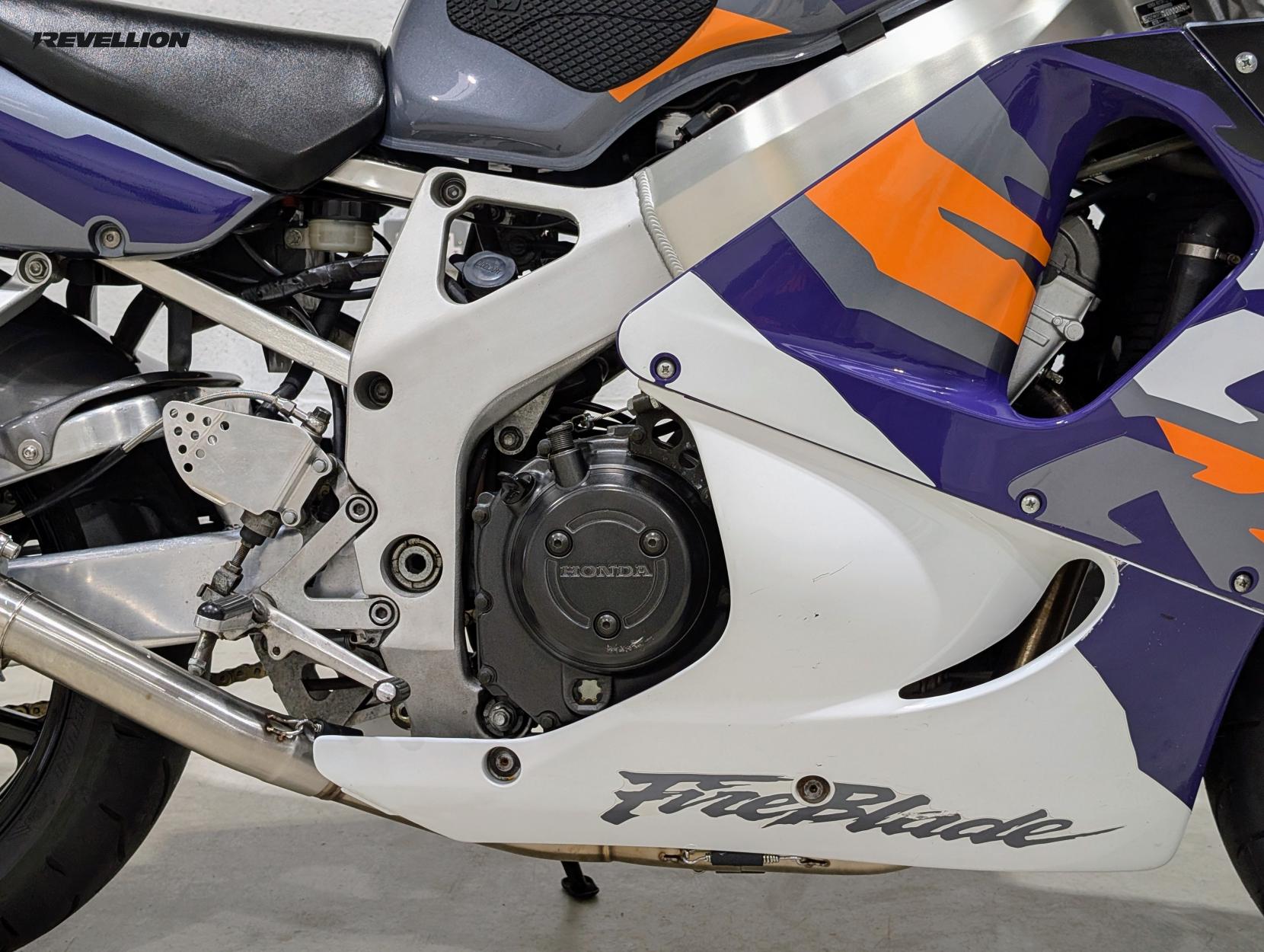 Honda CBR900RR Fireblade 918cc