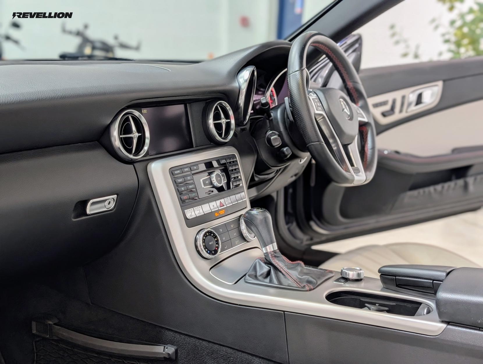 Mercedes-Benz SLK 3.5 SLK350 BlueEfficiency AMG Sport Edition 125 Convertible 2dr Petrol G-Tronic+ Euro 5 (s/s) (306 ps)