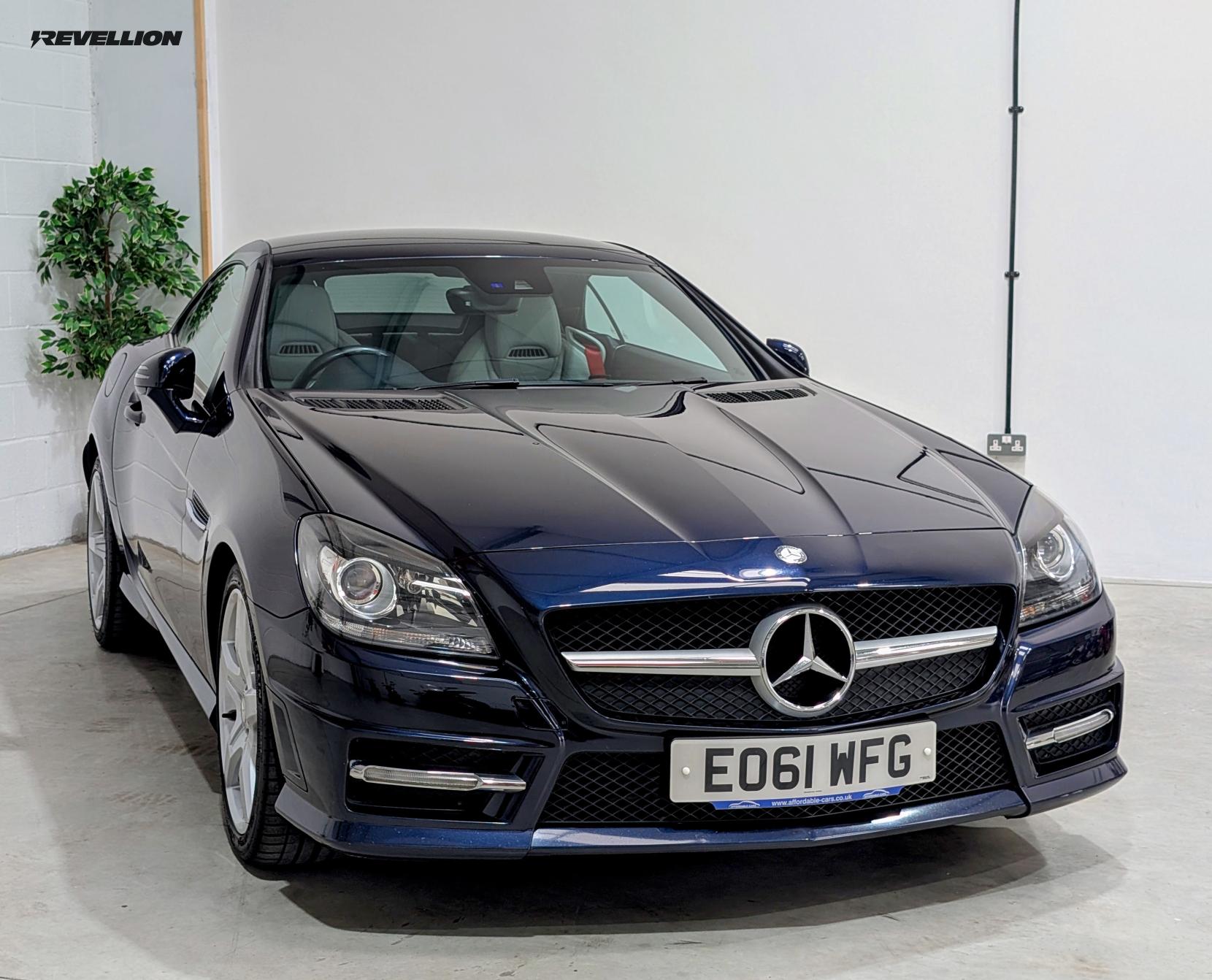 Mercedes-Benz SLK 3.5 SLK350 BlueEfficiency AMG Sport Edition 125 Convertible 2dr Petrol G-Tronic+ Euro 5 (s/s) (306 ps)