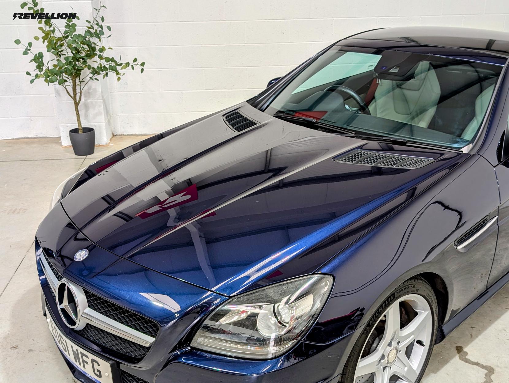 Mercedes-Benz SLK 3.5 SLK350 BlueEfficiency AMG Sport Edition 125 Convertible 2dr Petrol G-Tronic+ Euro 5 (s/s) (306 ps)