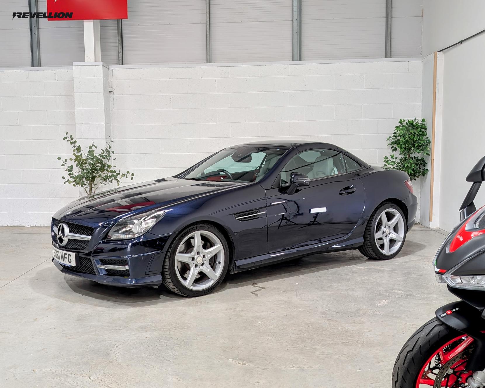 Mercedes-Benz SLK 3.5 SLK350 BlueEfficiency AMG Sport Edition 125 Convertible 2dr Petrol G-Tronic+ Euro 5 (s/s) (306 ps)