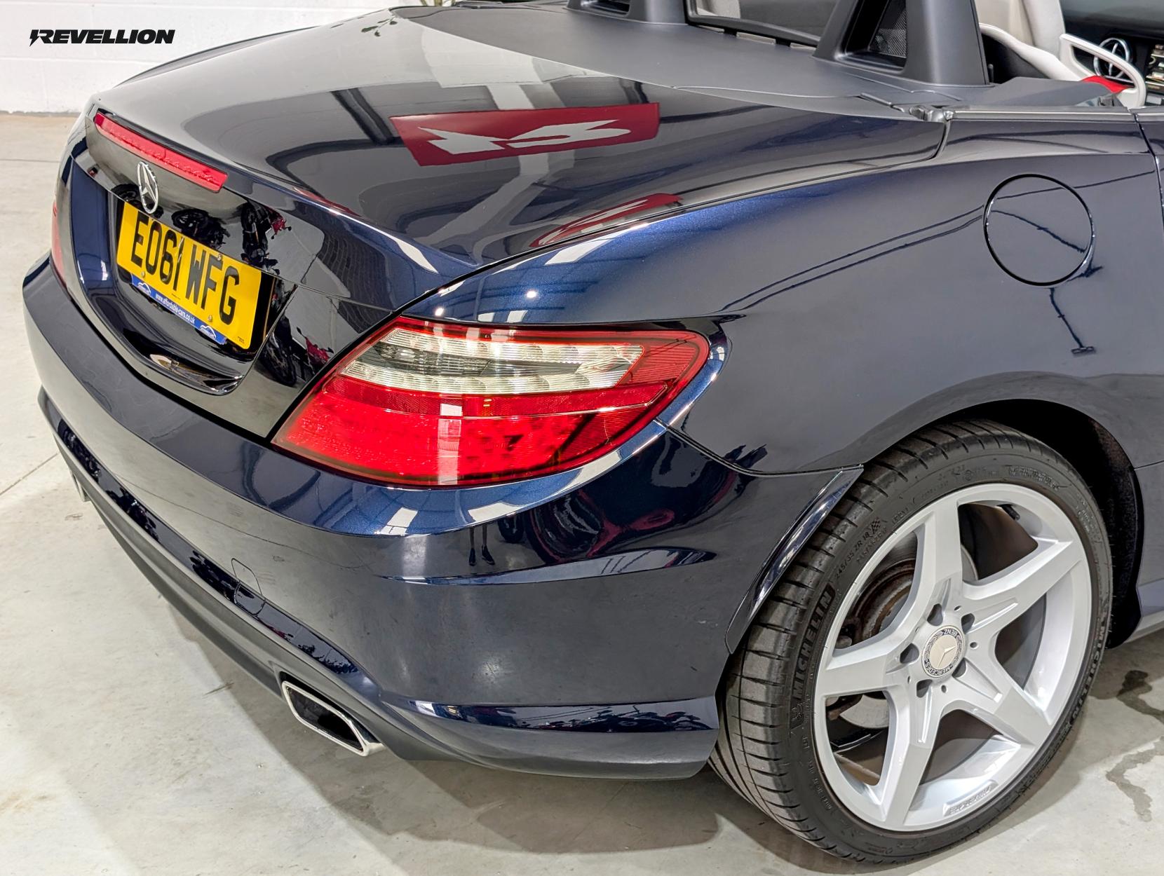 Mercedes-Benz SLK 3.5 SLK350 BlueEfficiency AMG Sport Edition 125 Convertible 2dr Petrol G-Tronic+ Euro 5 (s/s) (306 ps)