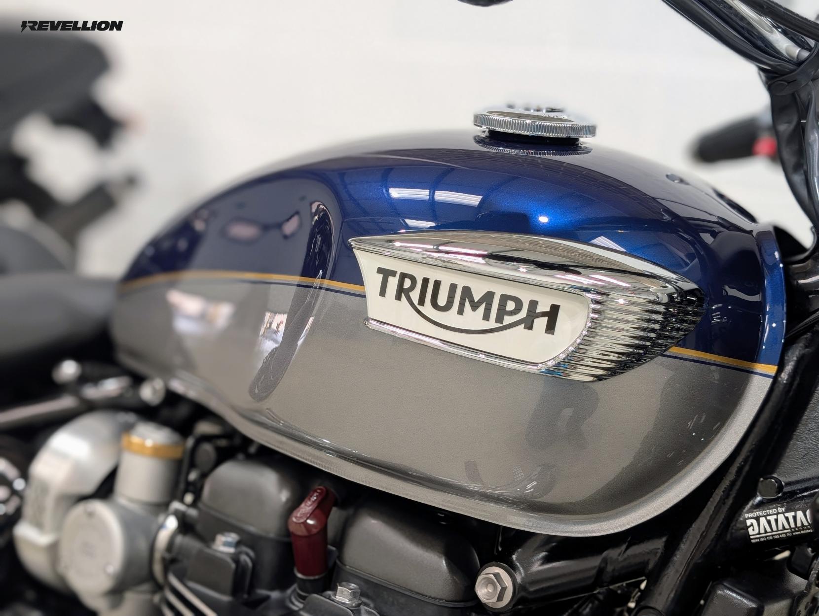 Triumph Speedmaster 1200 1200 Custom Cruiser Petrol Manual Euro 5 (79 ps)