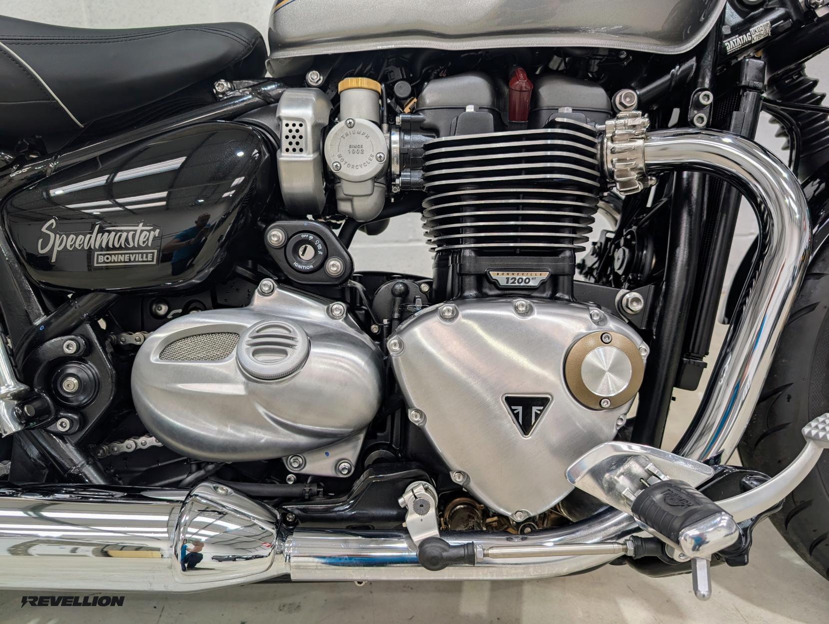 Triumph Speedmaster 1200 1200 Custom Cruiser Petrol Manual Euro 5 (79 ps)