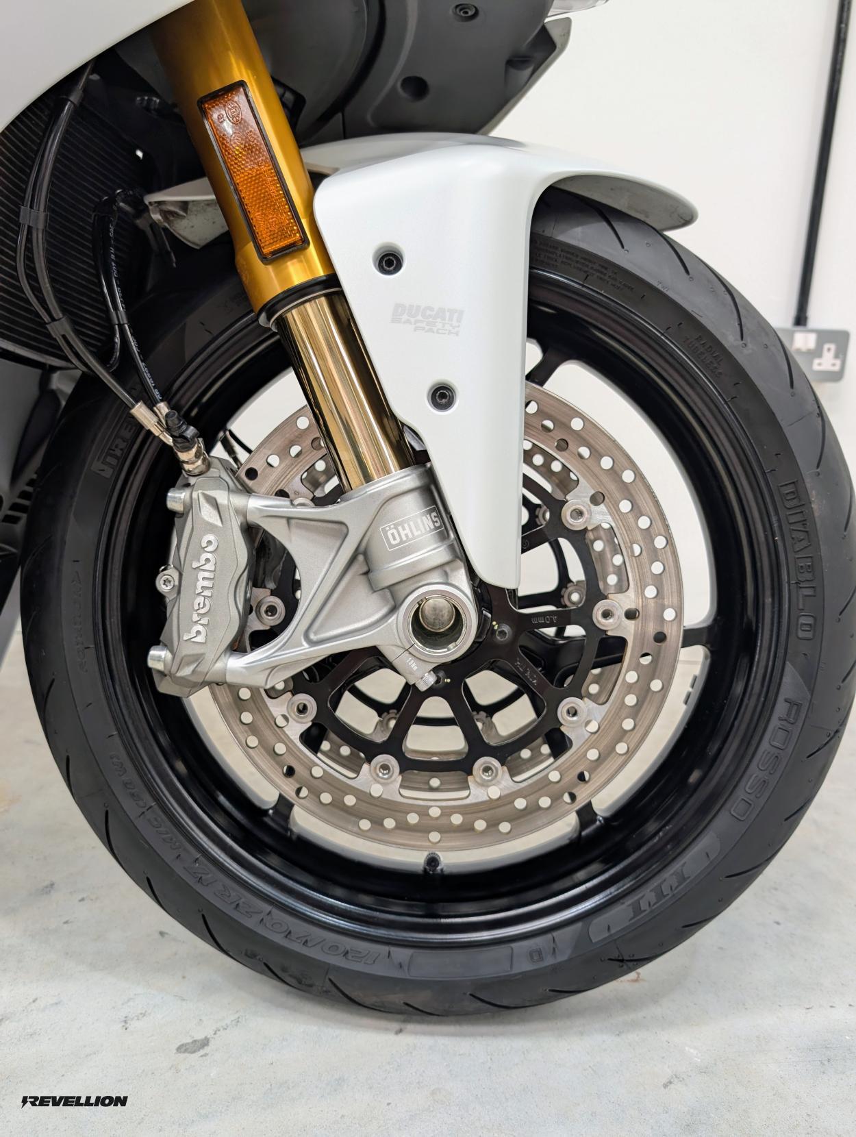 Ducati Supersport 950 S 950 Super Sports Petrol Ducati Quick Shift Euro 5 (110 ps)