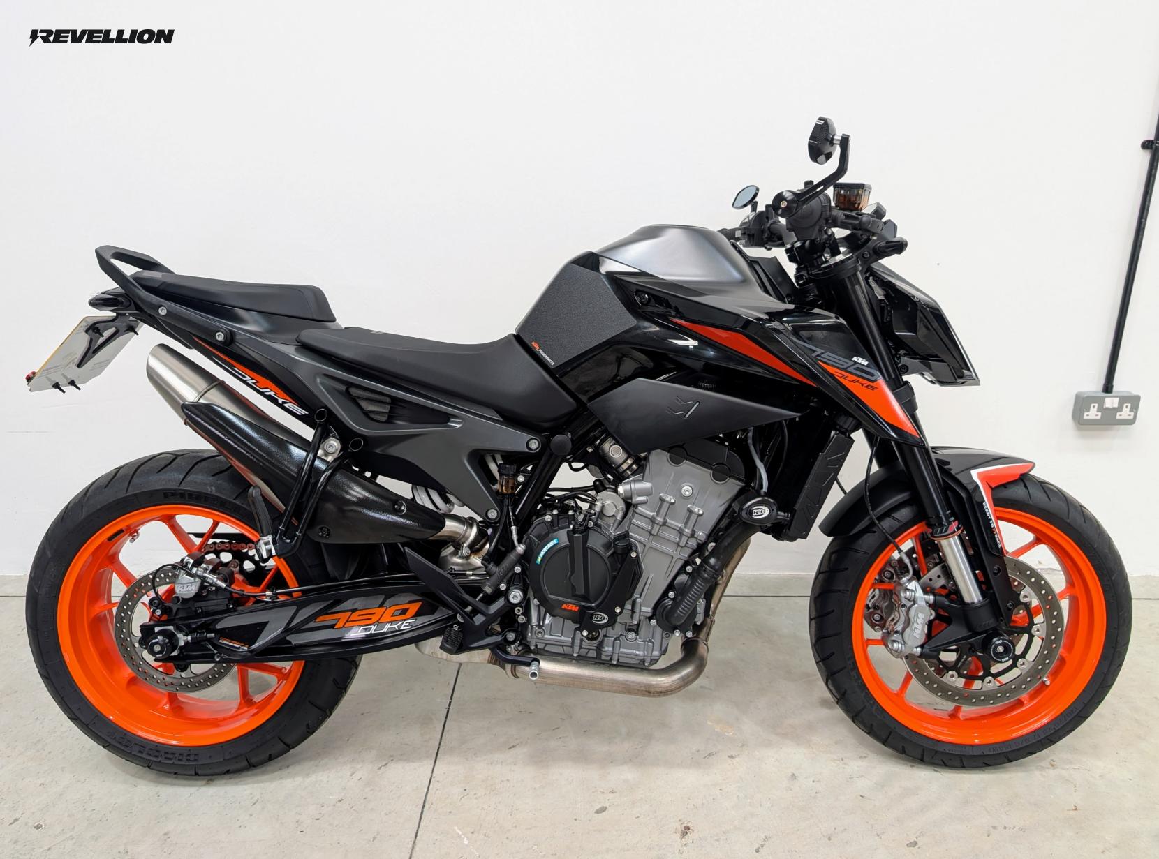 KTM 790 Duke 790 Naked Petrol Manual Euro 4 (105 ps)