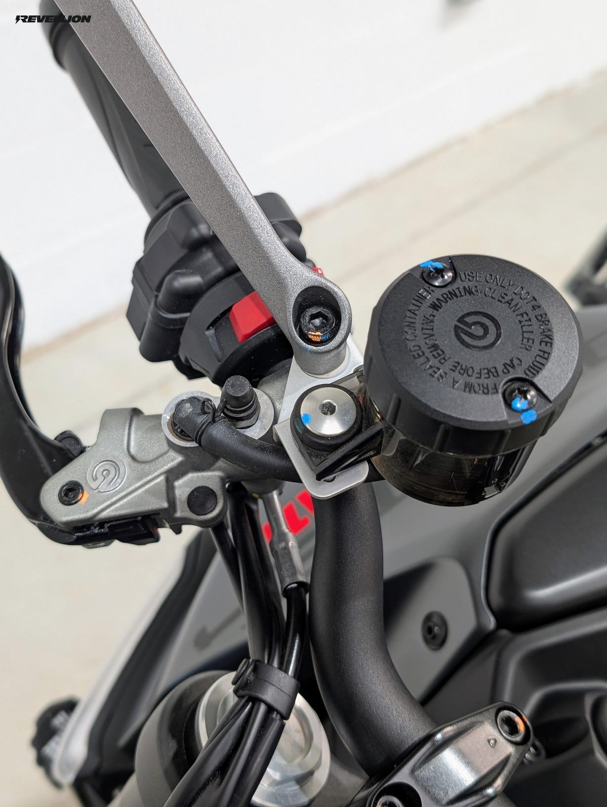 Ducati Monster 937 Plus
