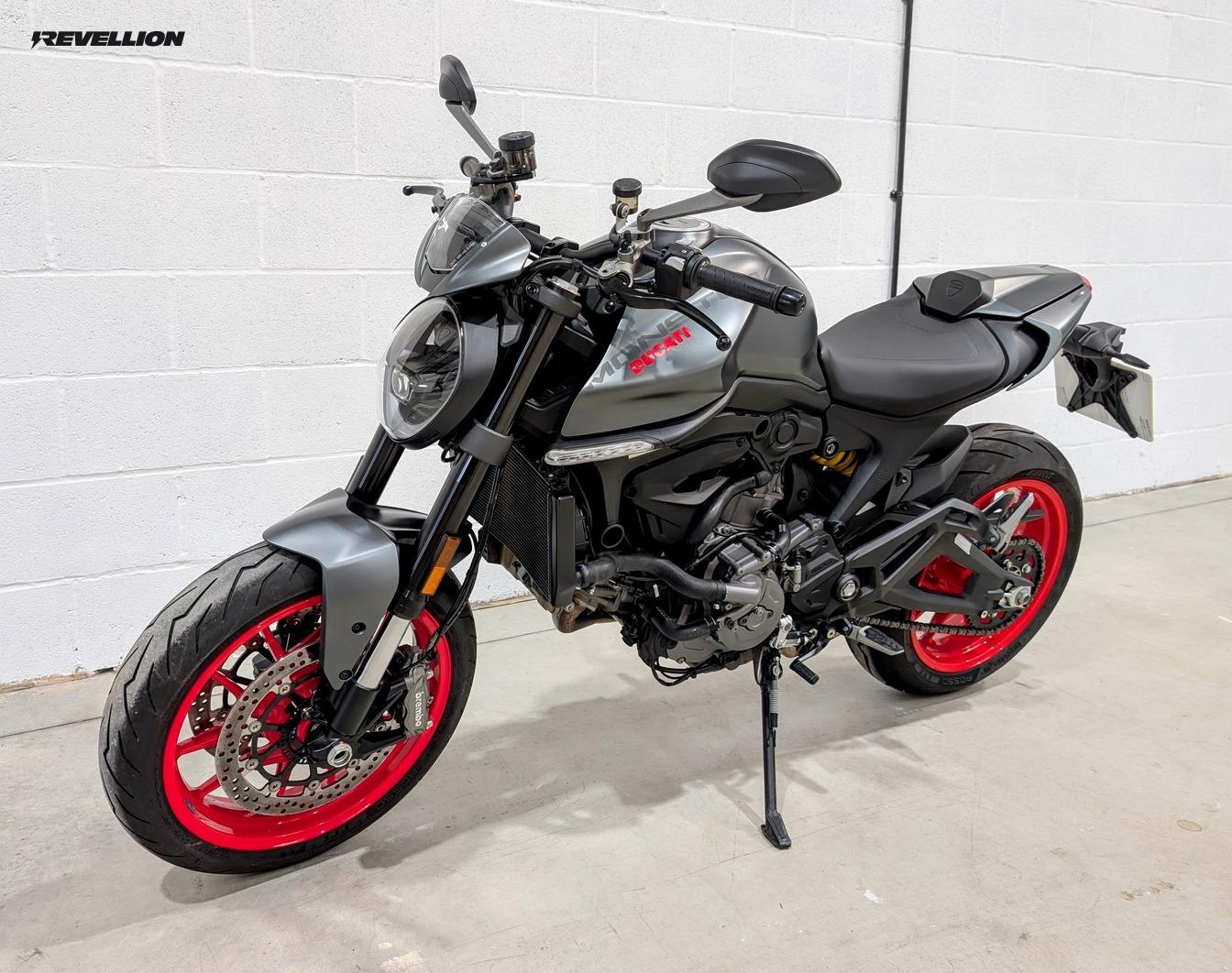 Ducati Monster 937 Plus