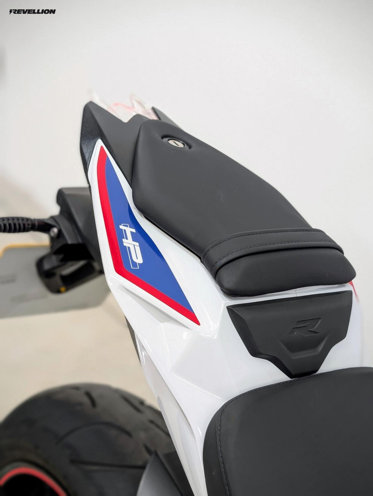BMW S 1000 R 1000 Sport Naked Petrol Manual Euro 4 (164 ps)