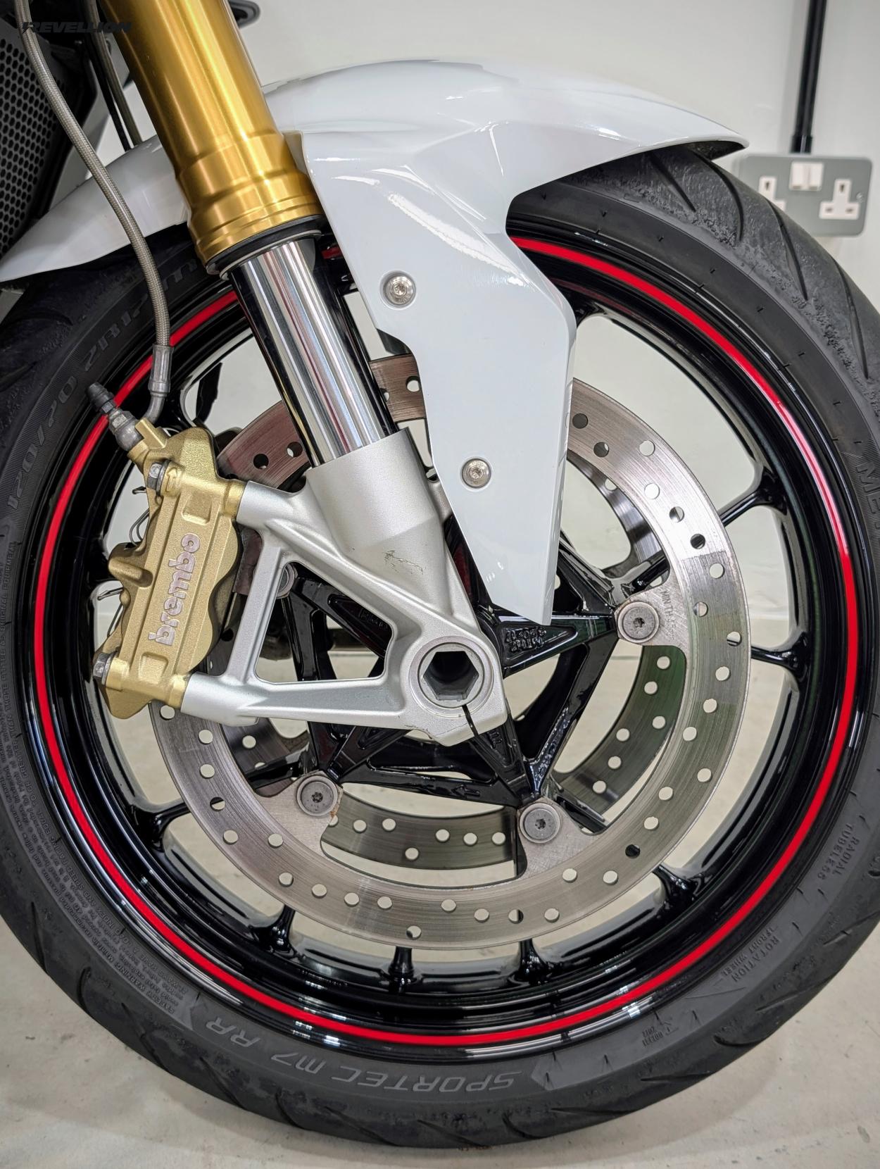 BMW S 1000 R 1000 Sport Naked Petrol Manual Euro 4 (164 ps)